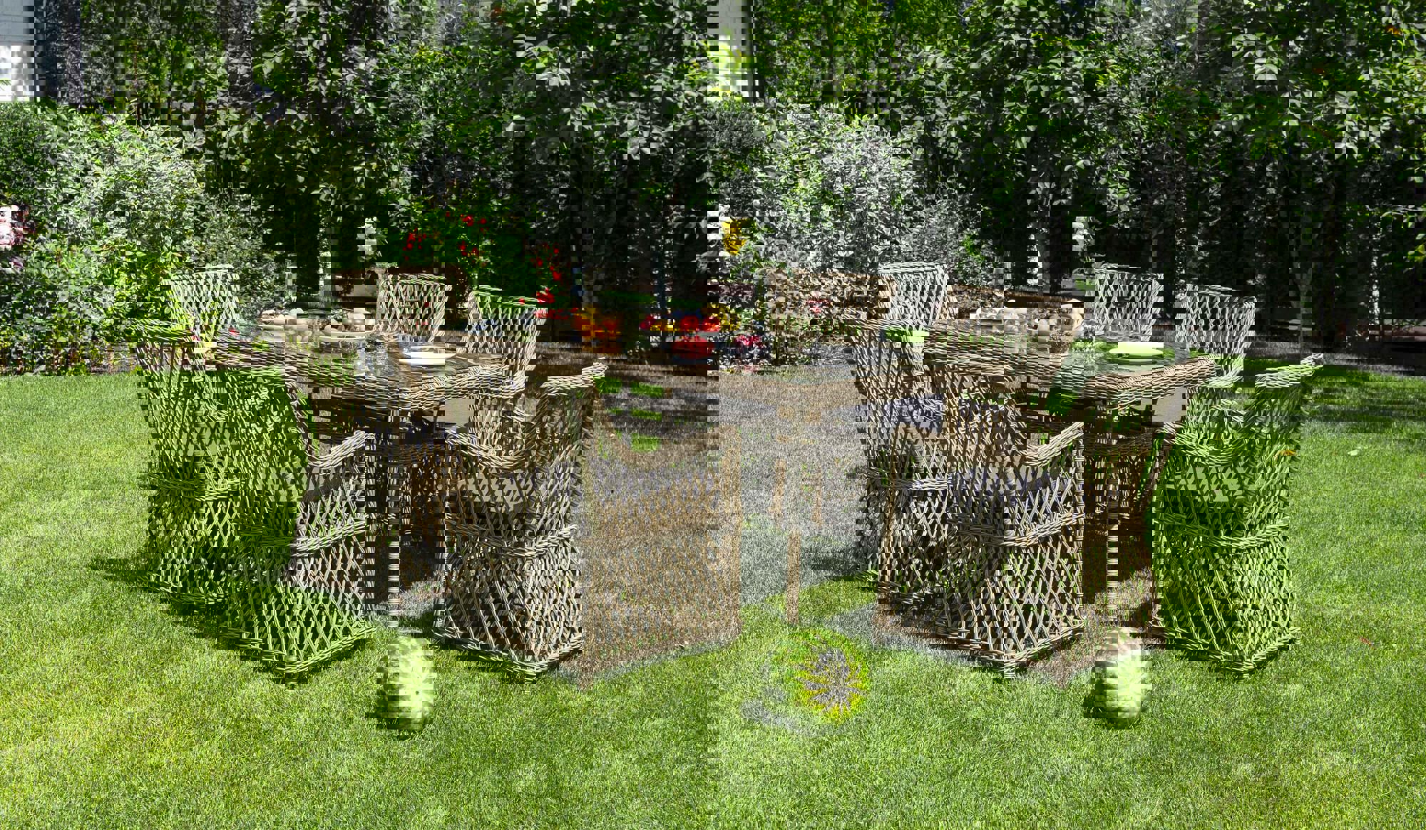 Изображение товара Садовая мебель для обеда 4SIS Латте из искусственного ротанга, комплект 6 кресел и стол