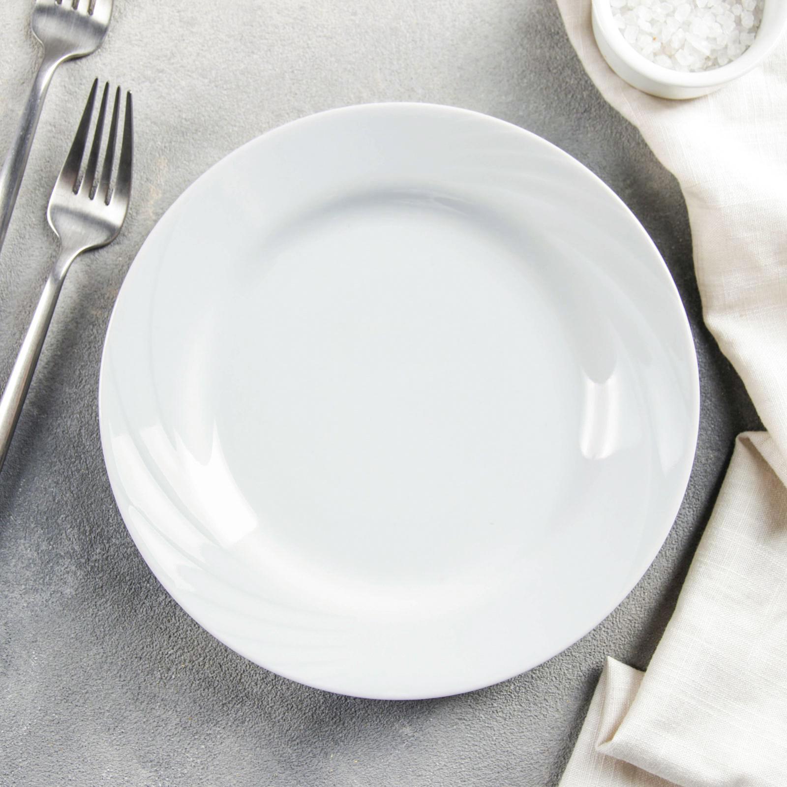 Изображение товара Блюдо сервировочное Добрушский Фарфоровый Завод Голубка 20x20 см фарфор цвет белый