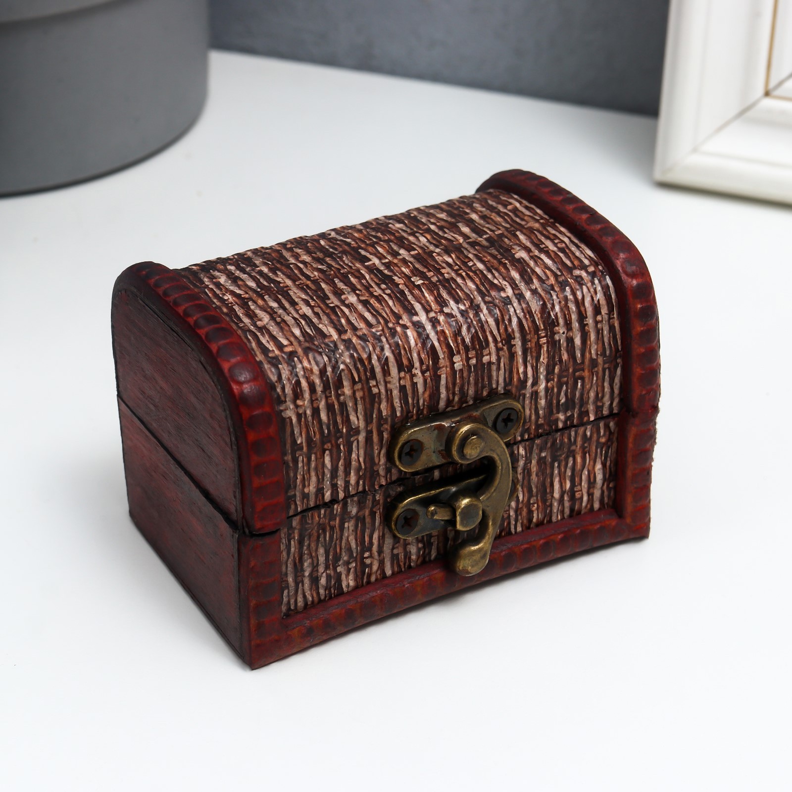 Изображение товара Шкатулка-сундучок «Плетёнка» 6.3×8.8×6.5 см