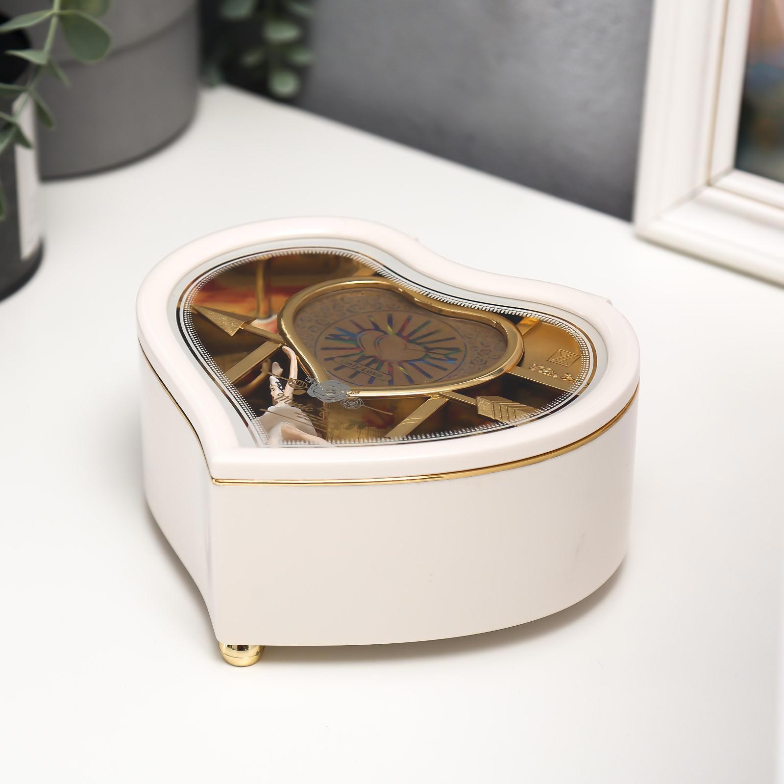 Изображение товара Шкатулка музыкальная "Сердце белое" 15.5x14x7.5 см