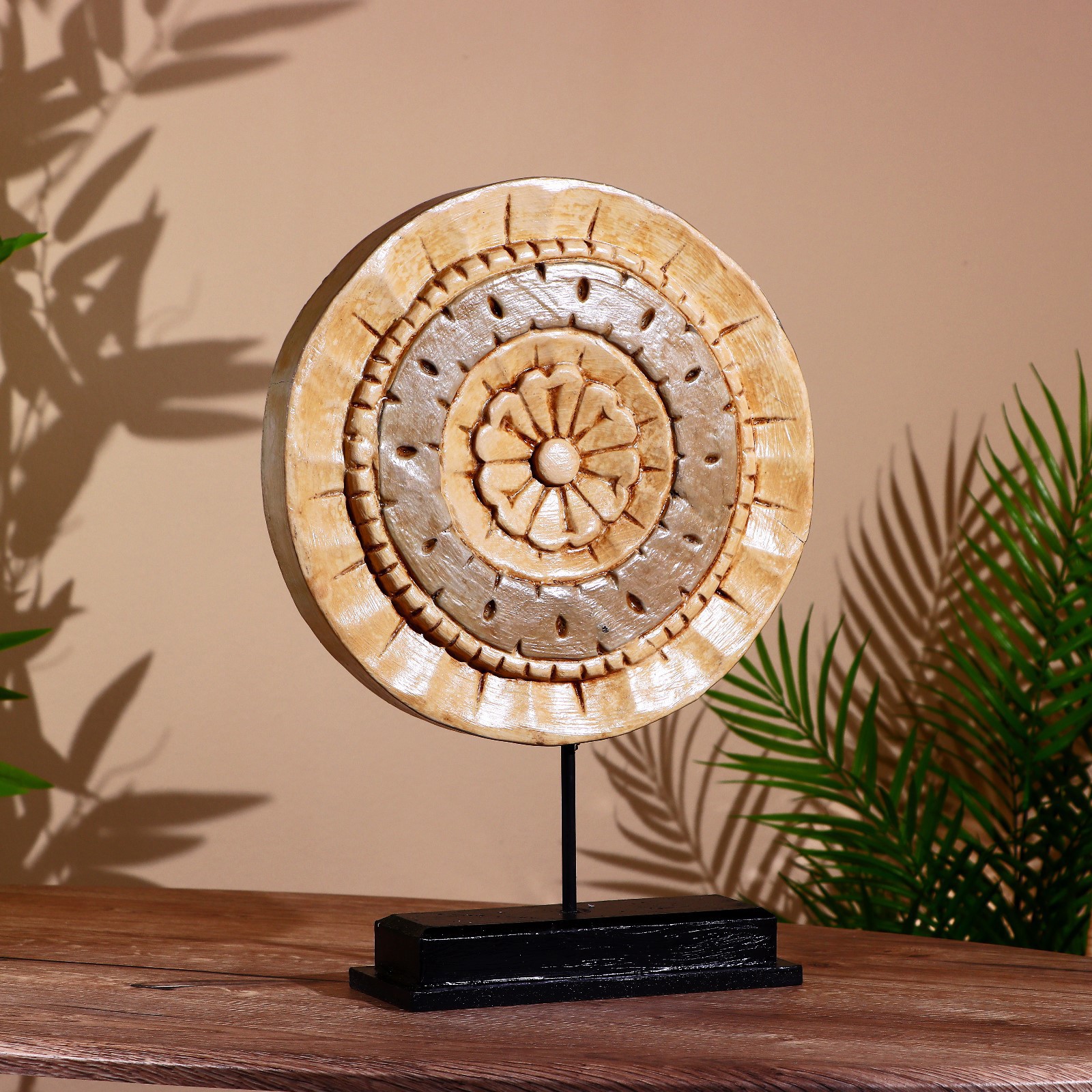 Изображение товара Интерьерный сувенир "Круг цветок" на подставке, 30x9x42 см