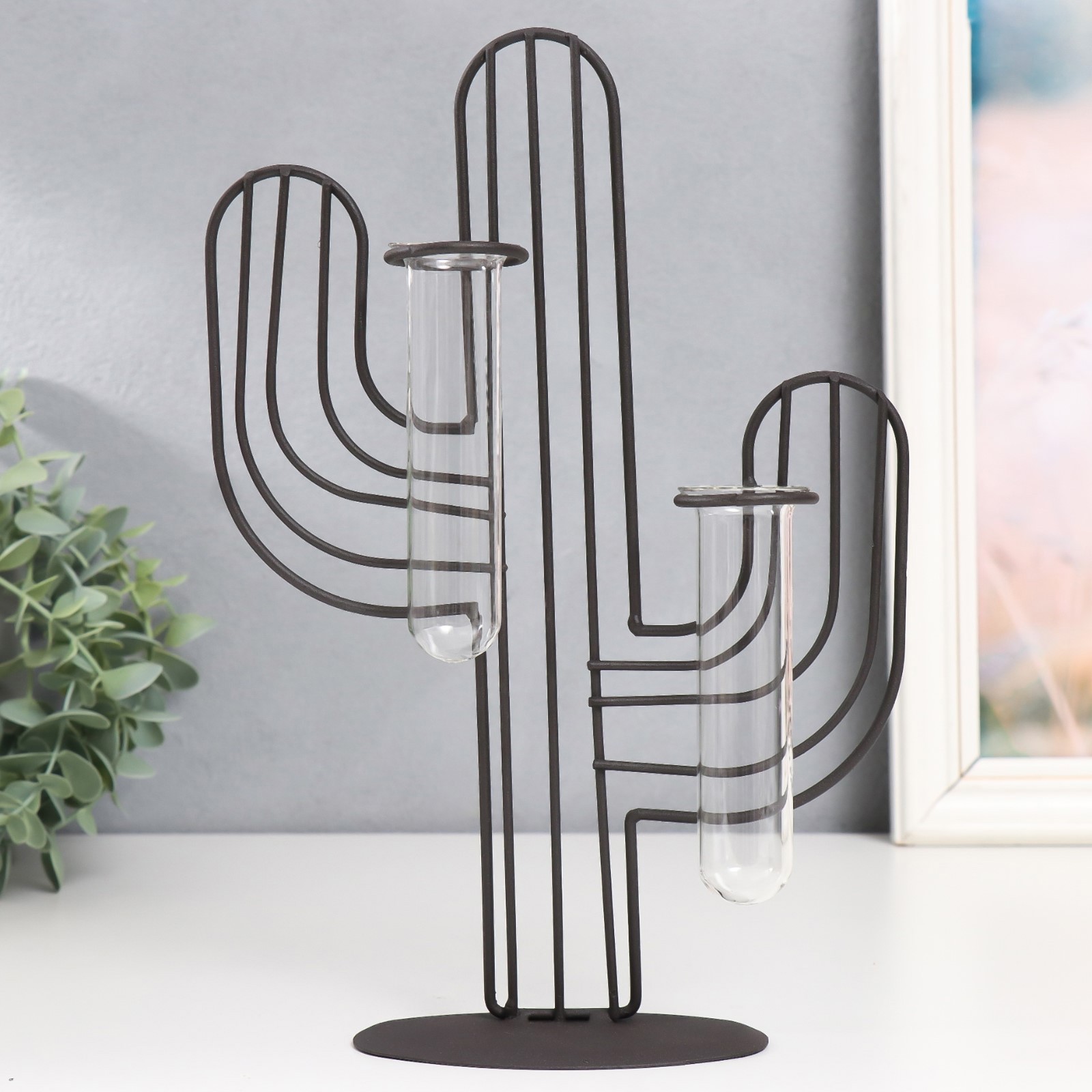 Изображение товара Интерьерный сувенир "Кактус" чёрный 19x5.5x27 см