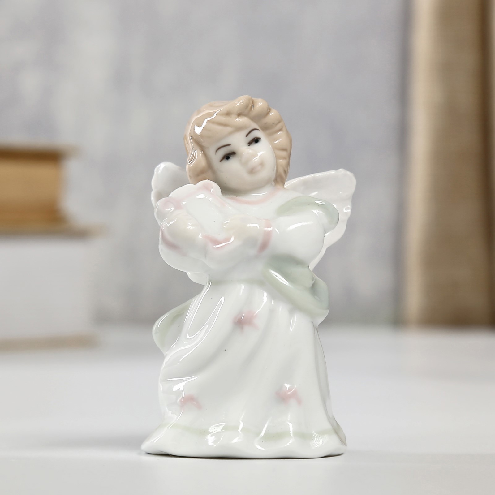 Изображение товара Интерьерный сувенир "Ангелочек" 7.5x4.3x4 см