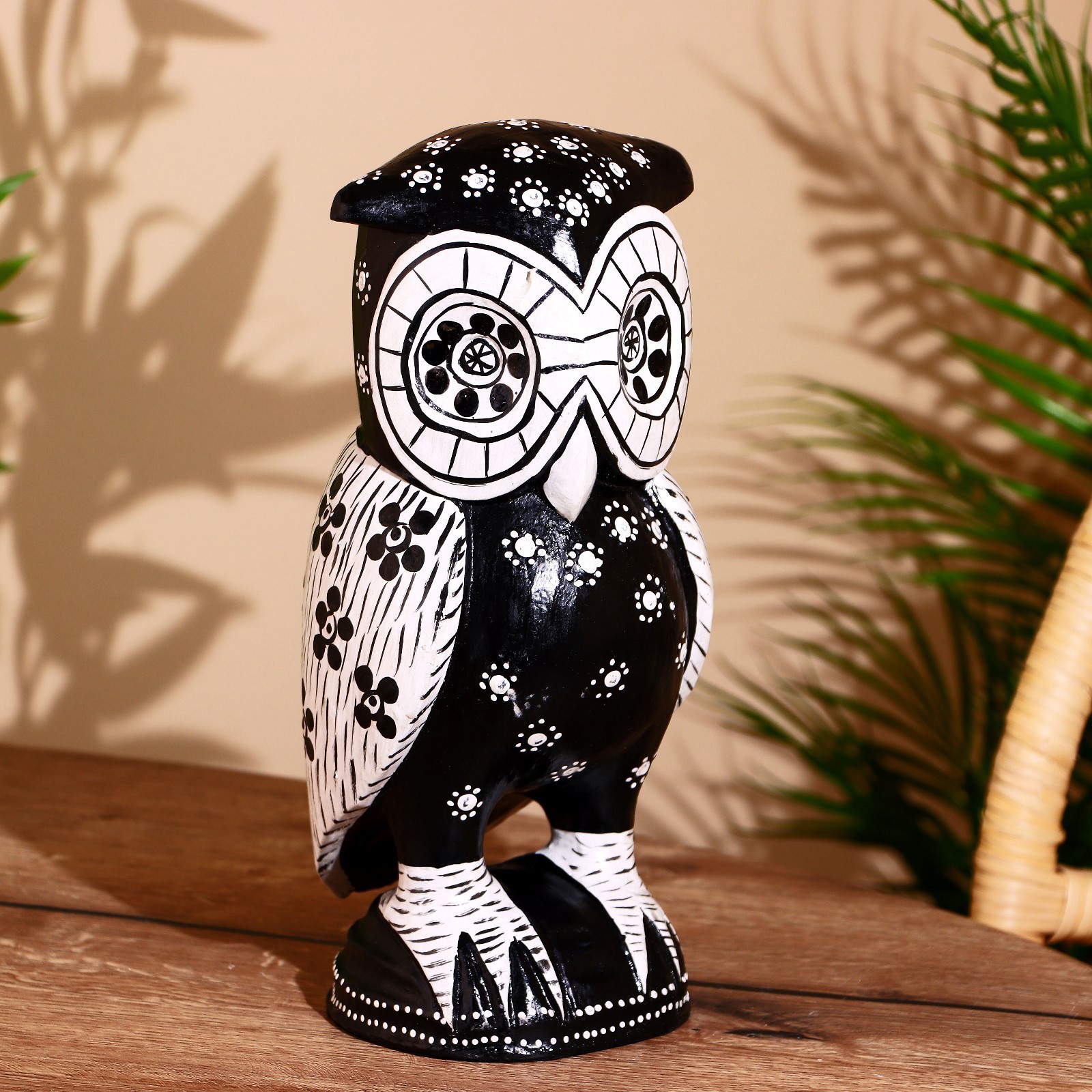 Изображение товара Интерьерный сувенир "Сова" 14x14x30 см
