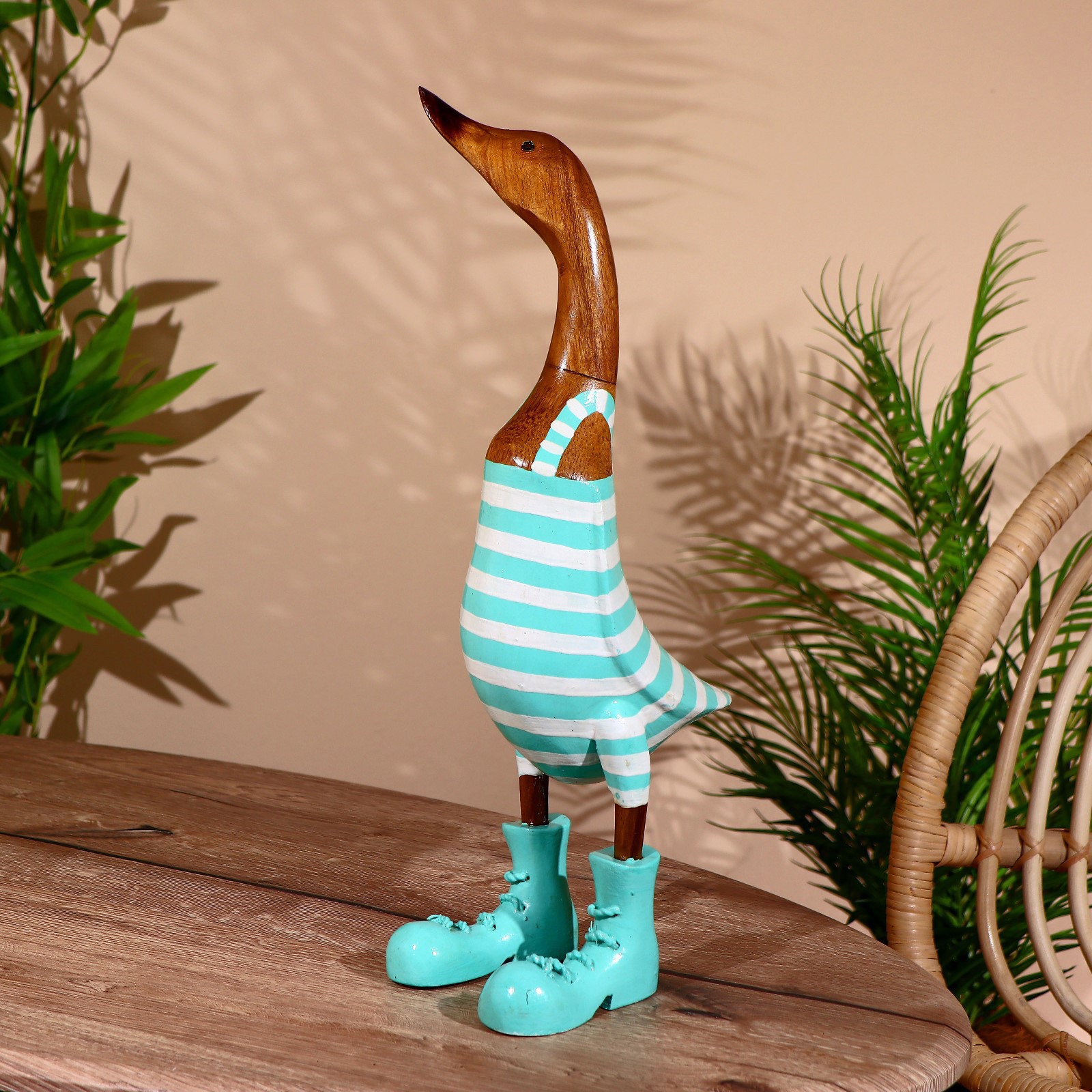 Изображение товара Интерьерный сувенир "Утка в мятном комбинезоне" высота 45 см