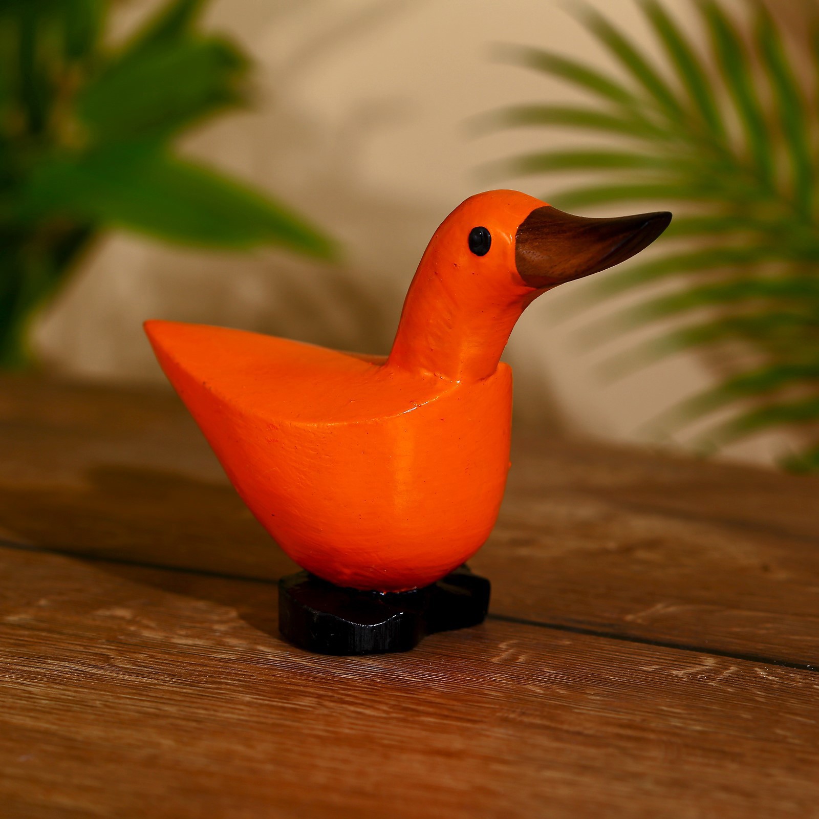 Изображение товара Интерьерный сувенир "Уточка оранжевая" 15x7x11 см