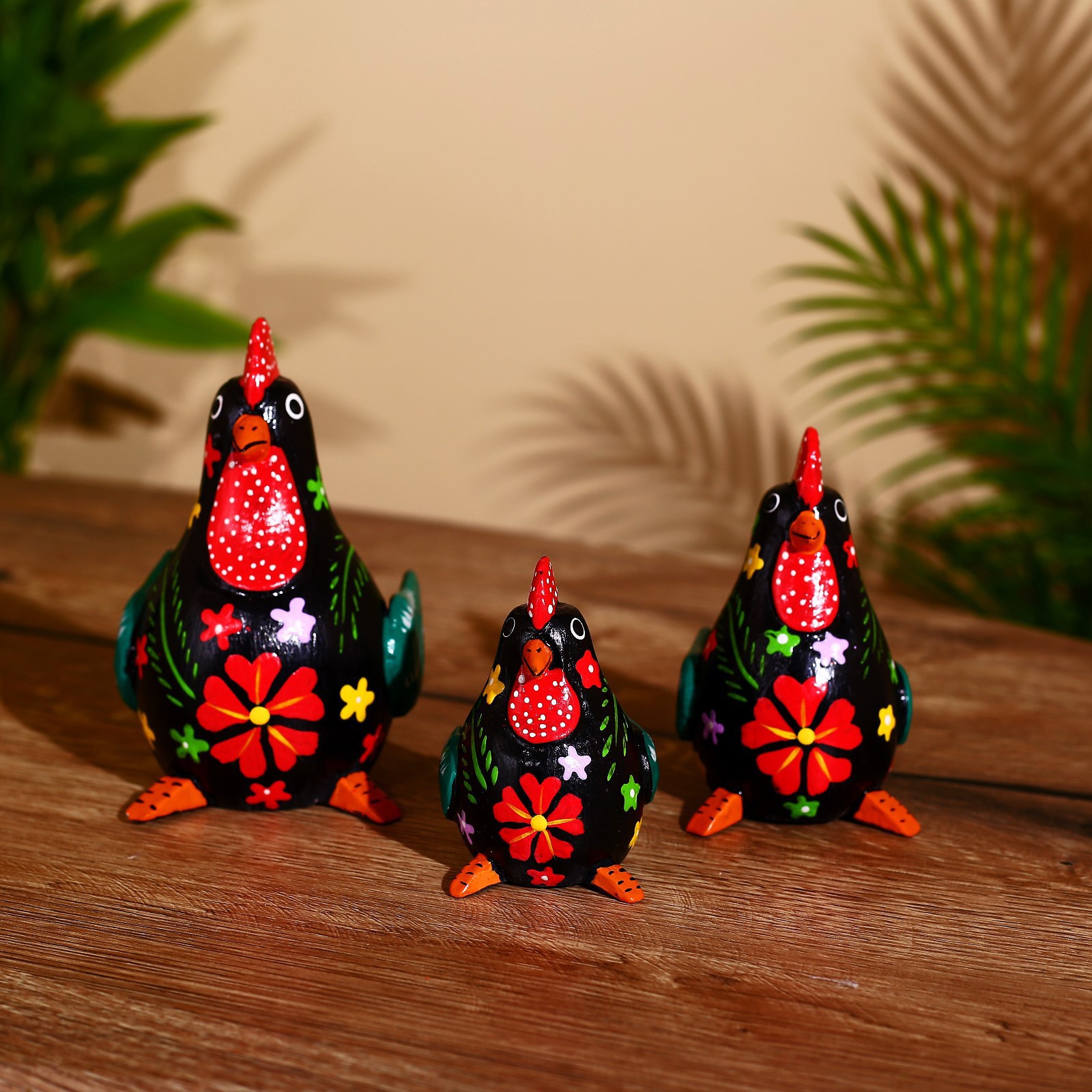 Изображение товара Сувенирный набор Курочки черные — 3 шт, дерево, ручная работа