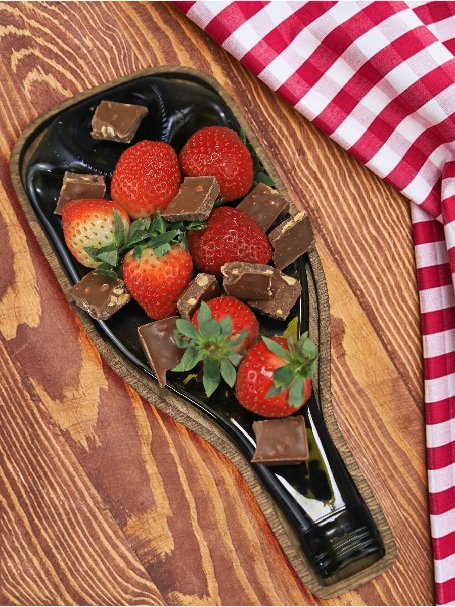 Изображение товара Тарелка декоративная на подложке из дерева, цвет зелёный, 34x13см