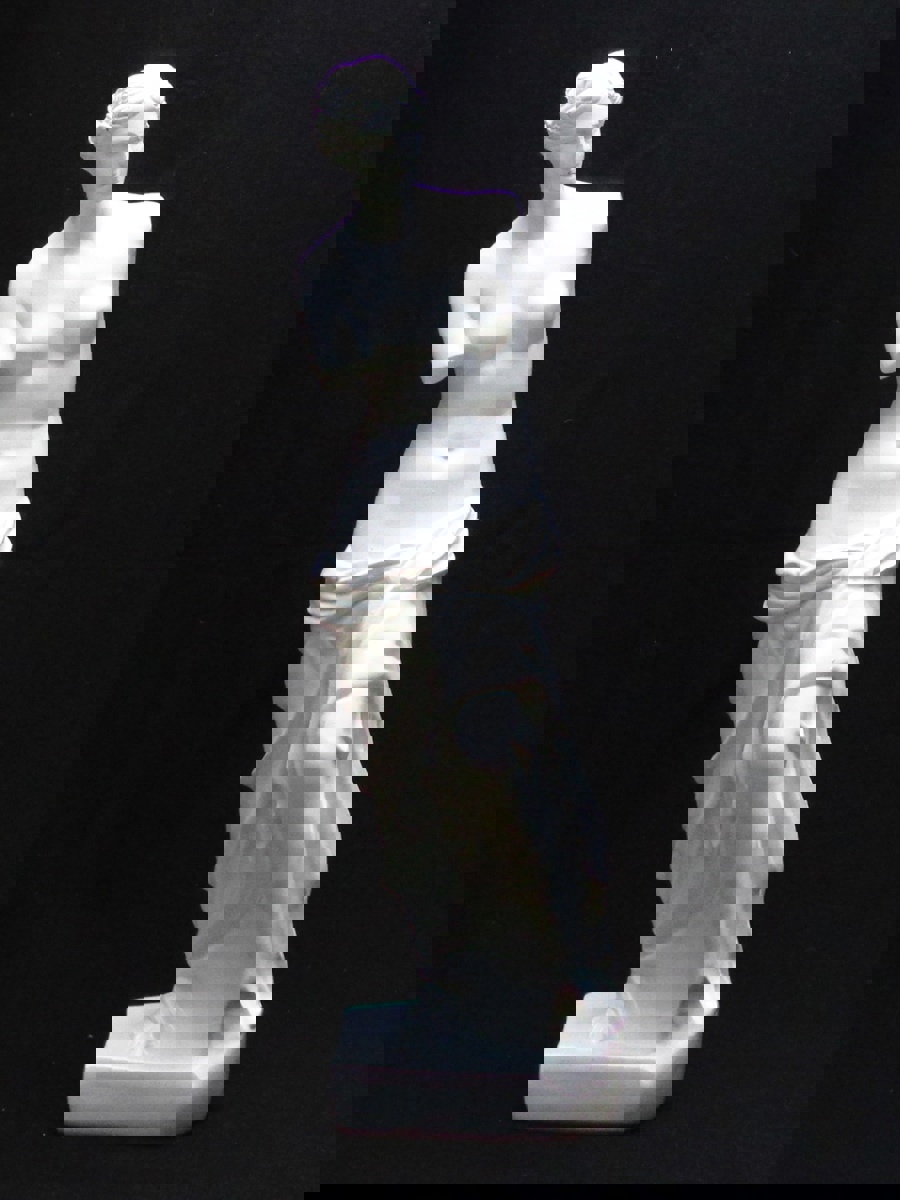 Изображение товара Статуэтка Венера Милосская 27 см — современная интерпретация