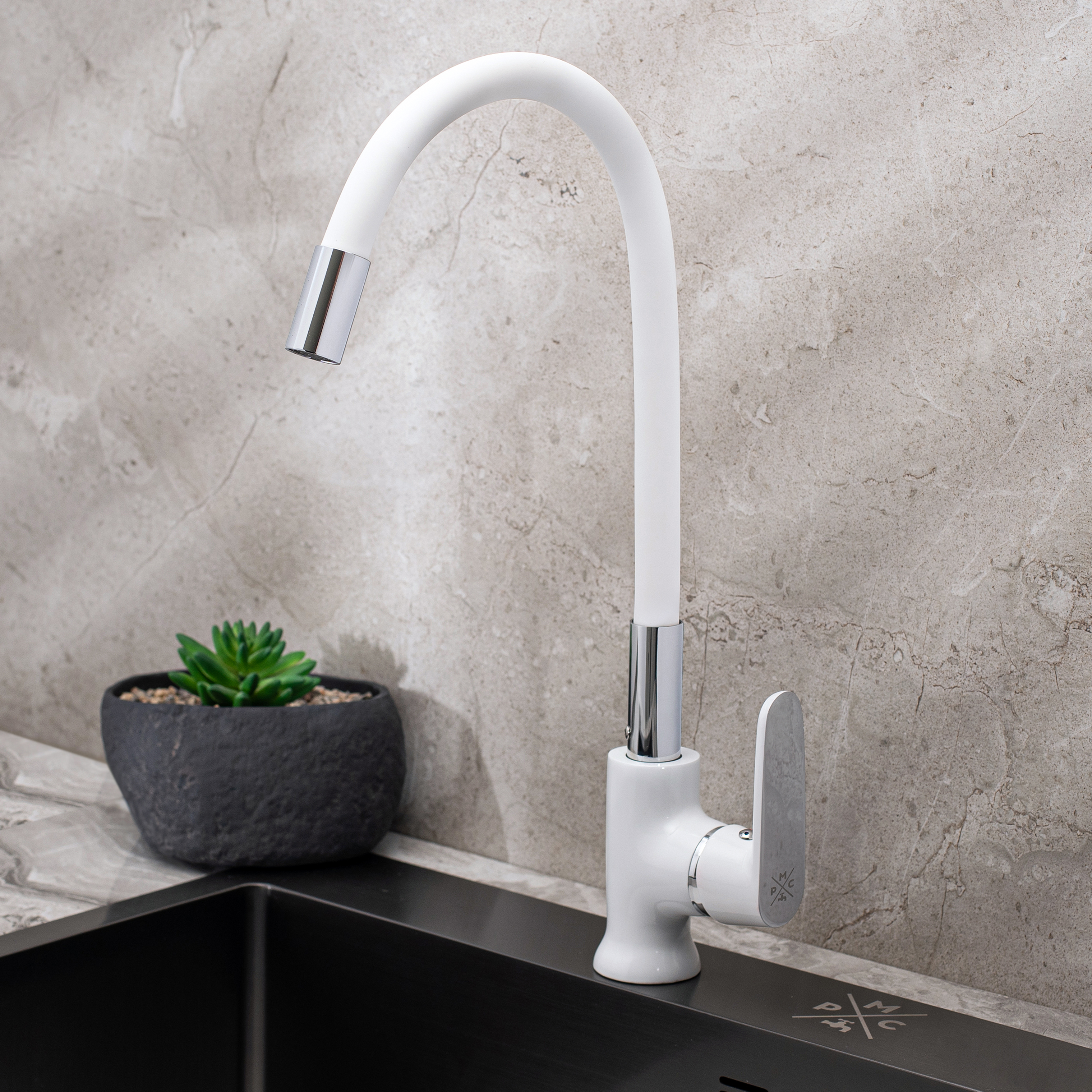 Изображение товара Смеситель для кухни однорычажный РМС Sl123w-016f-1 высота 30 см цвет белый