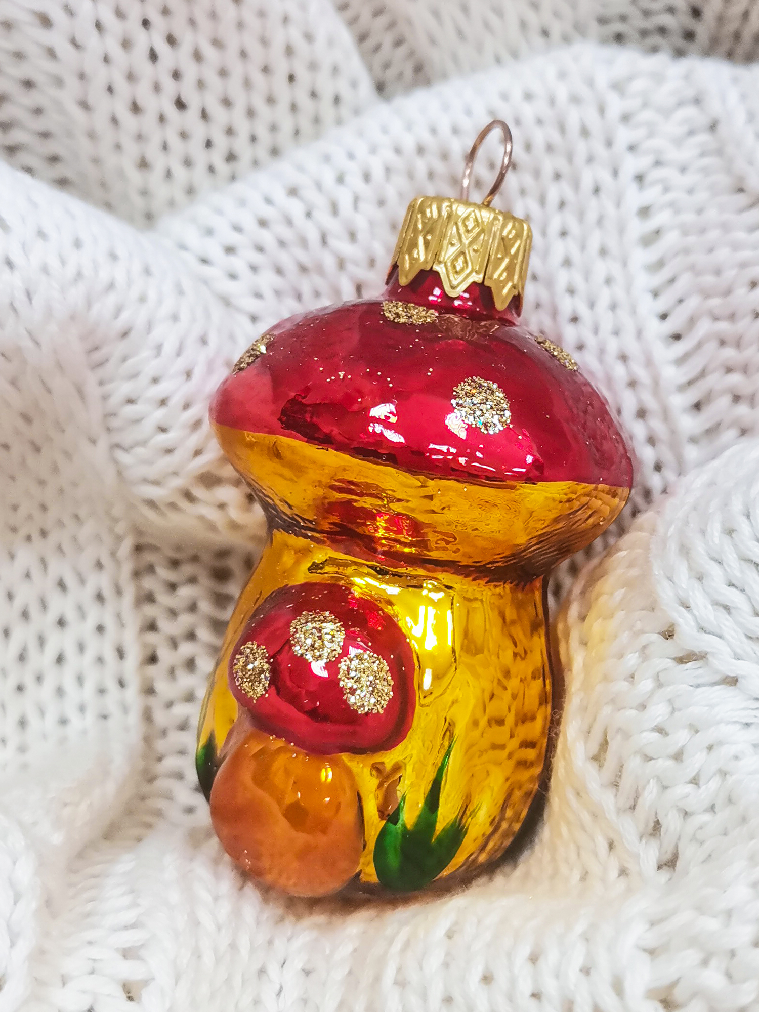 Изображение товара Стеклянная елочная игрушка Грибок Коломеев 7 см разноцветная в подарочной упаковке