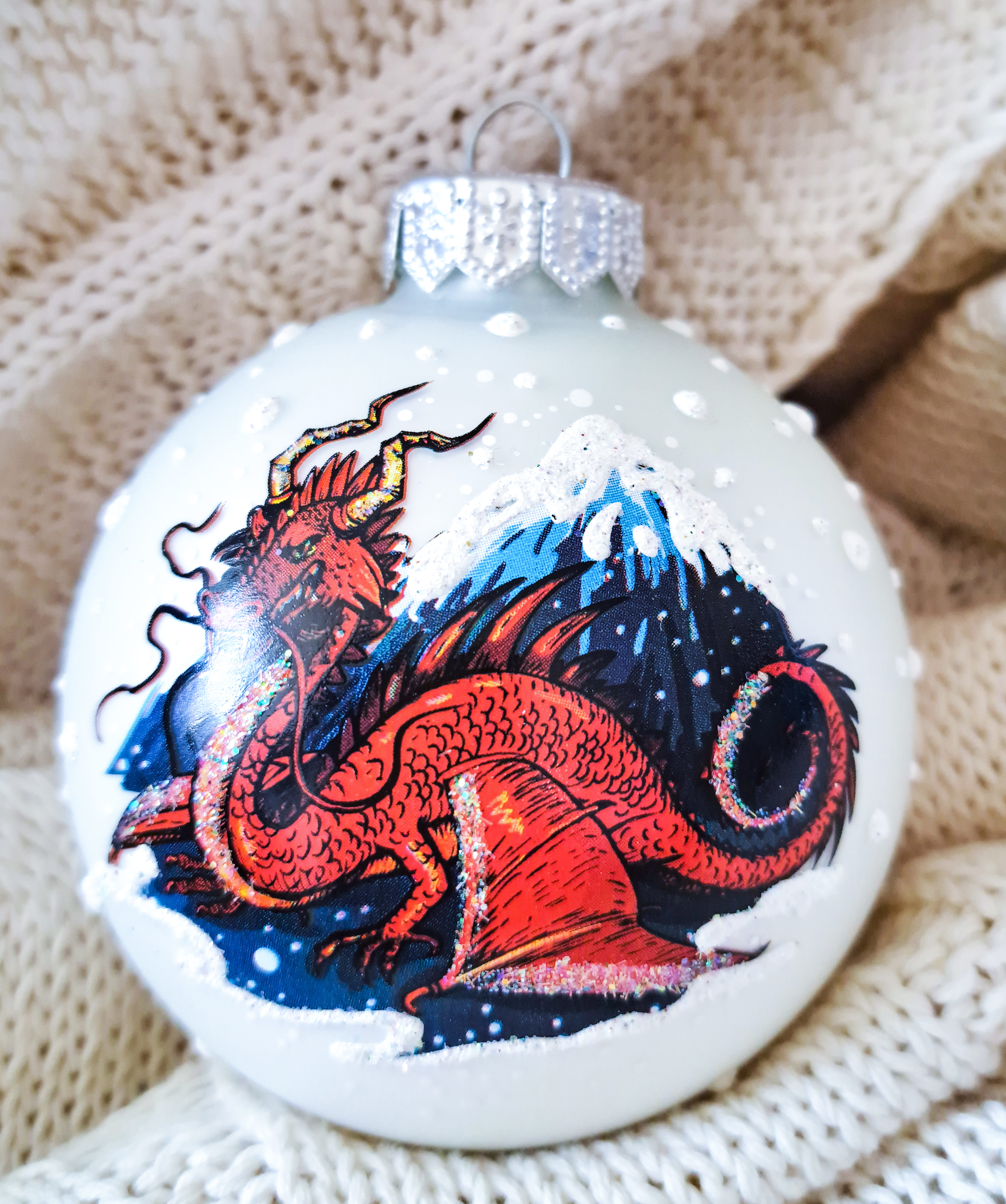 Изображение товара Елочный шар Коломеев КУ-80-234020 Дракон китайский 8 см стекло разноцветный