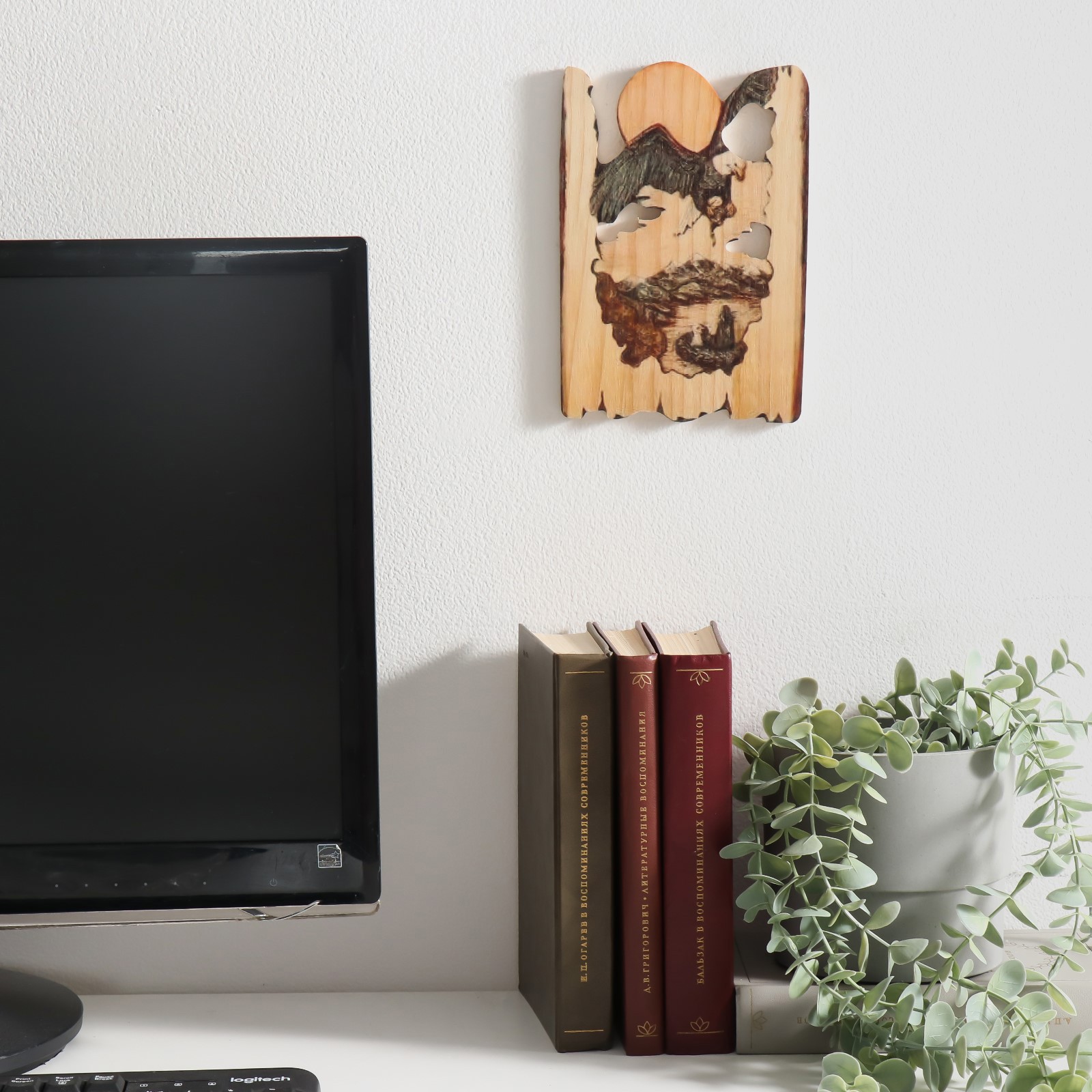 Изображение товара Панно декоративное "Парящий орёл" 12x0.7x19 см