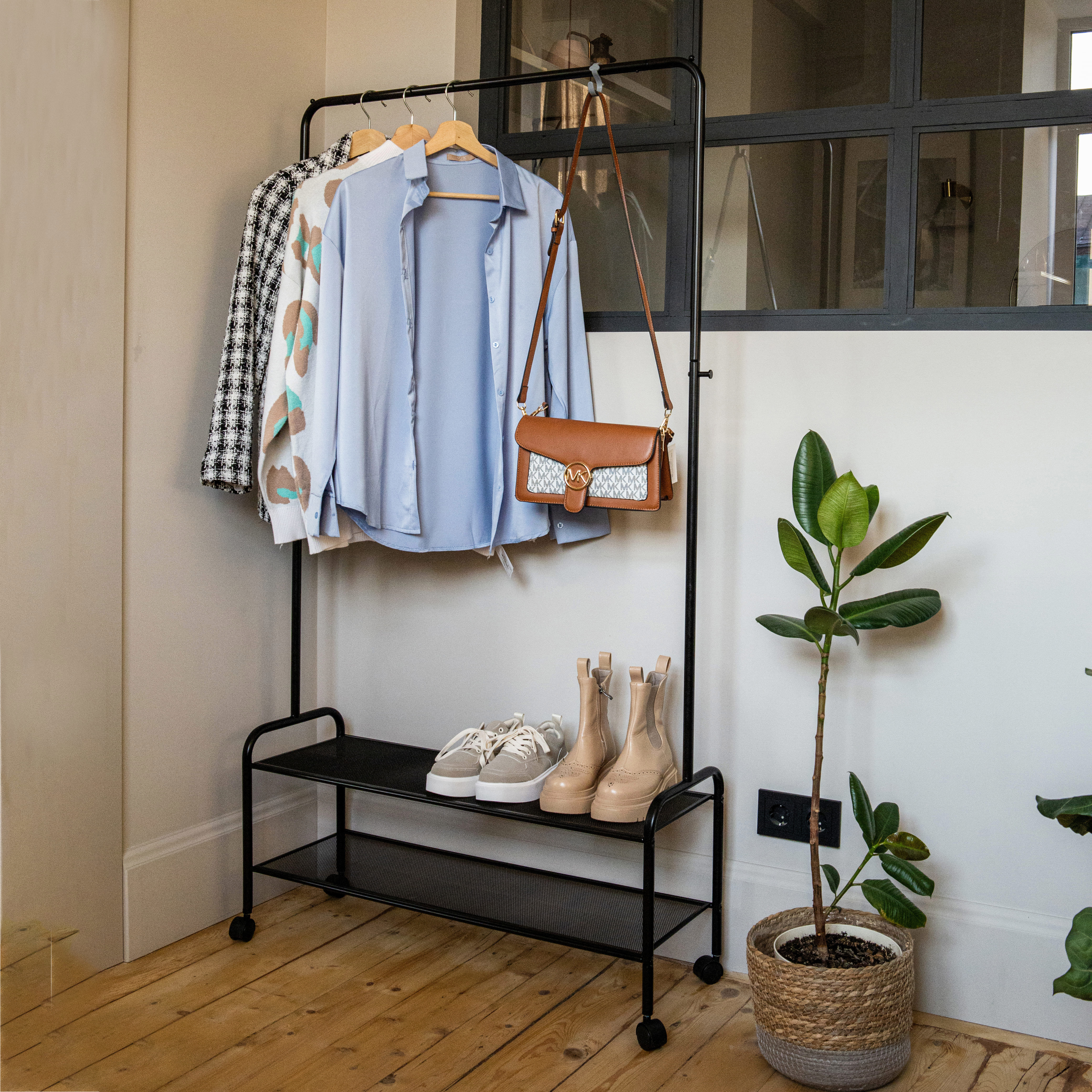 Изображение товара Напольная вешалка Зми Валенсия 32м 92x162x31 см Металл цвет черный