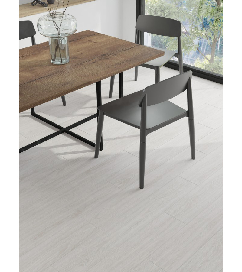 Изображение товара Ламинат Egger Classic Aqua+ Дуб Пеньярала Светлый 33 класс толщина 8 мм с фаской 2 м², цена за упаковку