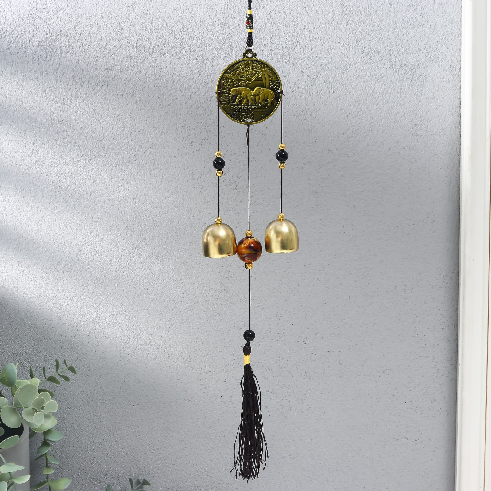 Изображение товара Музыка ветра "Слоны на монете" 2 колокольчика 37 см