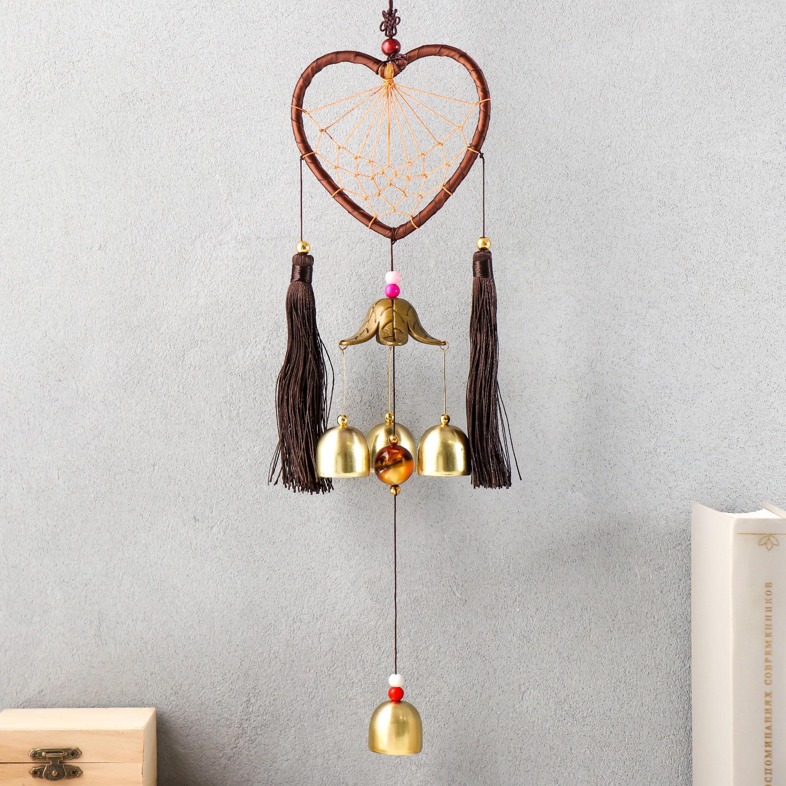Изображение товара Музыка ветра с ловцом снов "Сердце с кисточками" 4 колокольчика d-10,5 40 см