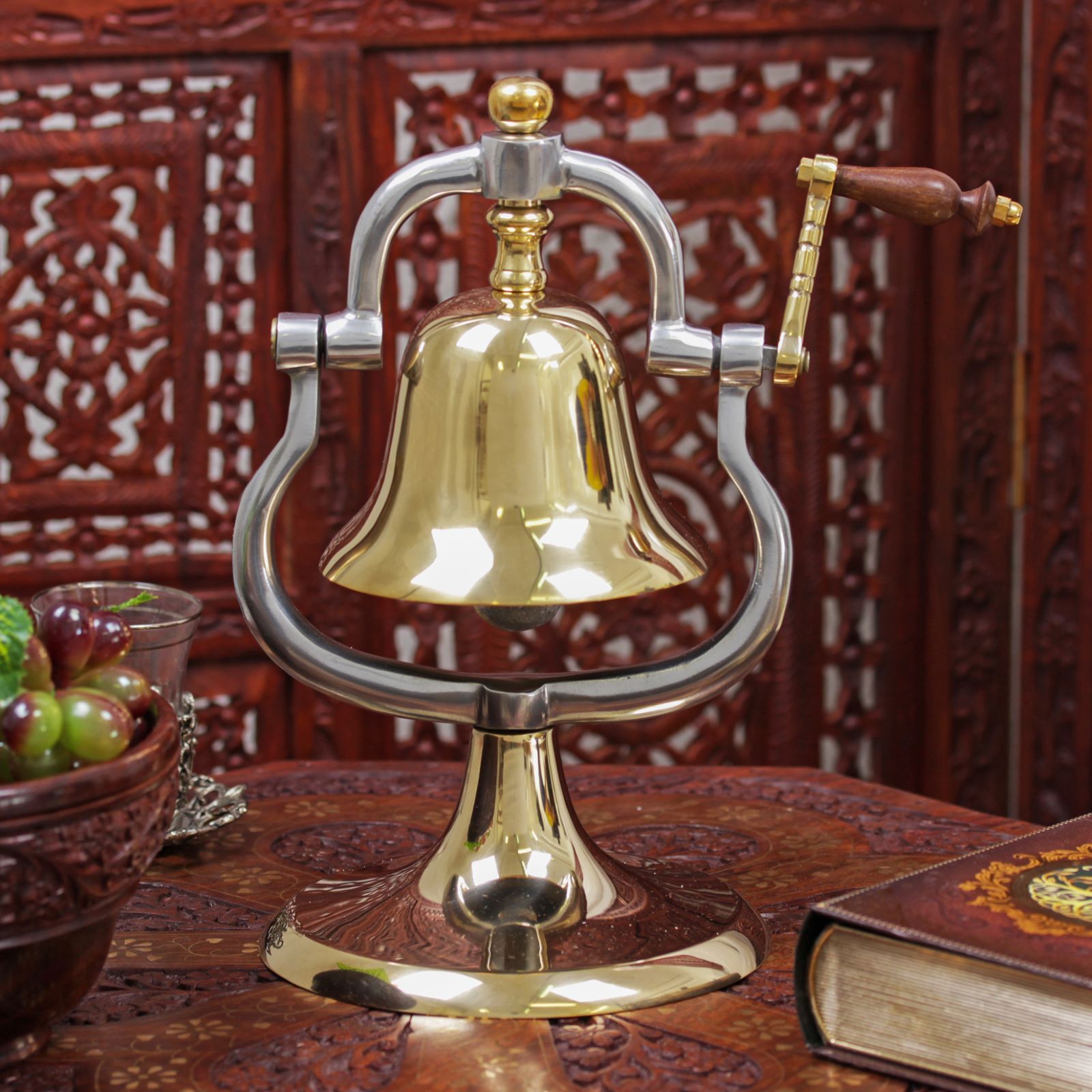 Изображение товара Колокол декоративный Клэм 26x23x16 см — ручная работа из латуни