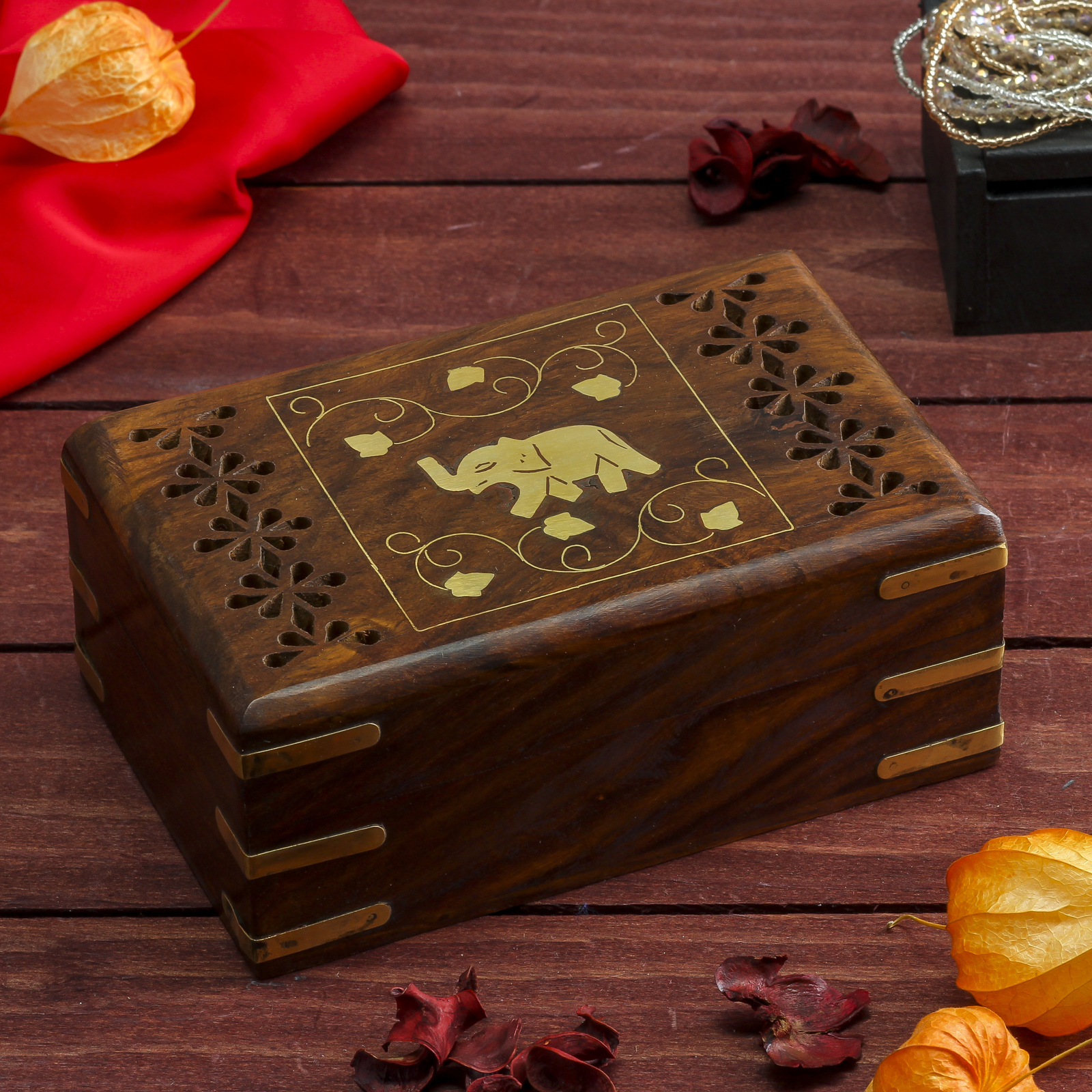 Изображение товара Шкатулка "Резной слоник" 15x10x6