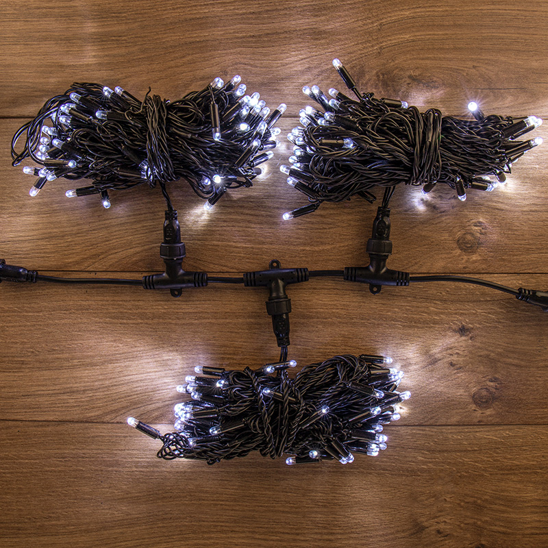 Изображение товара Электрогирлянда универсальная Neon-night 323-315 бахрома 10x10 м 198 ламп холодный белый 1 режим работы