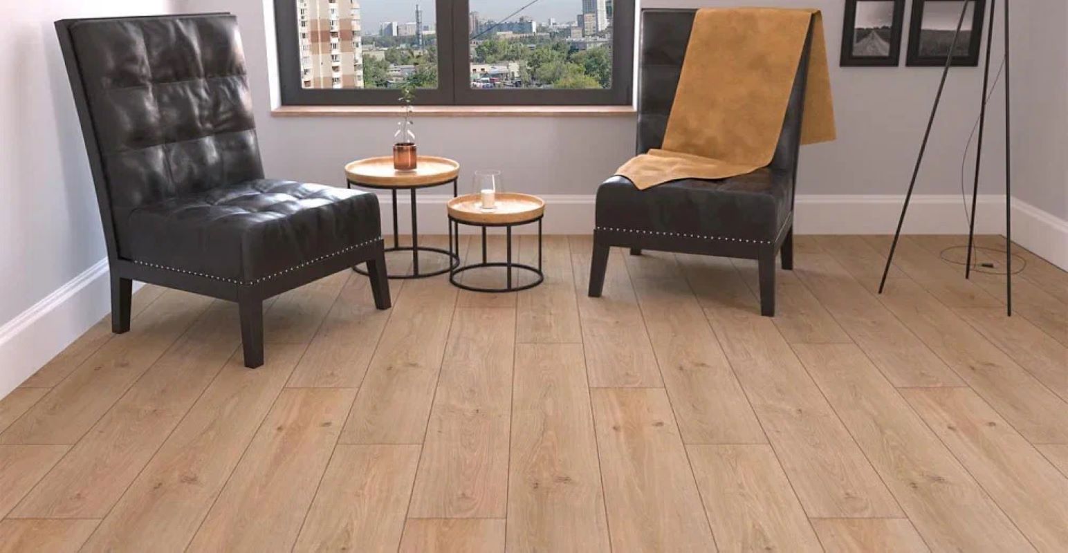 Изображение товара Ламинат Kastamonu Black Дуб Альмади 33 класс 8 мм фаска 4 V 2.15 м2