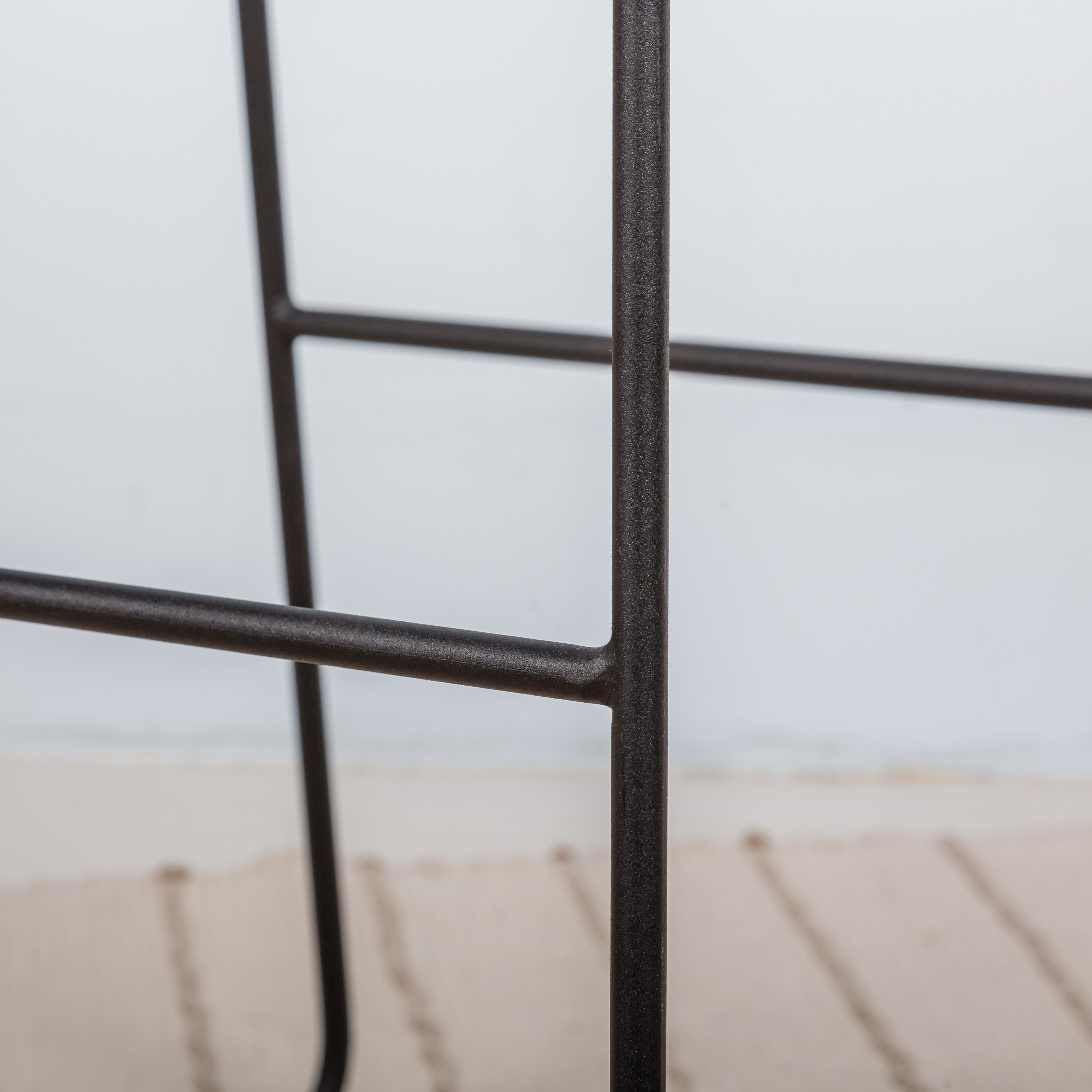 Изображение товара Полубарный стул R-home Lars желтый из велюра для современного интерьера