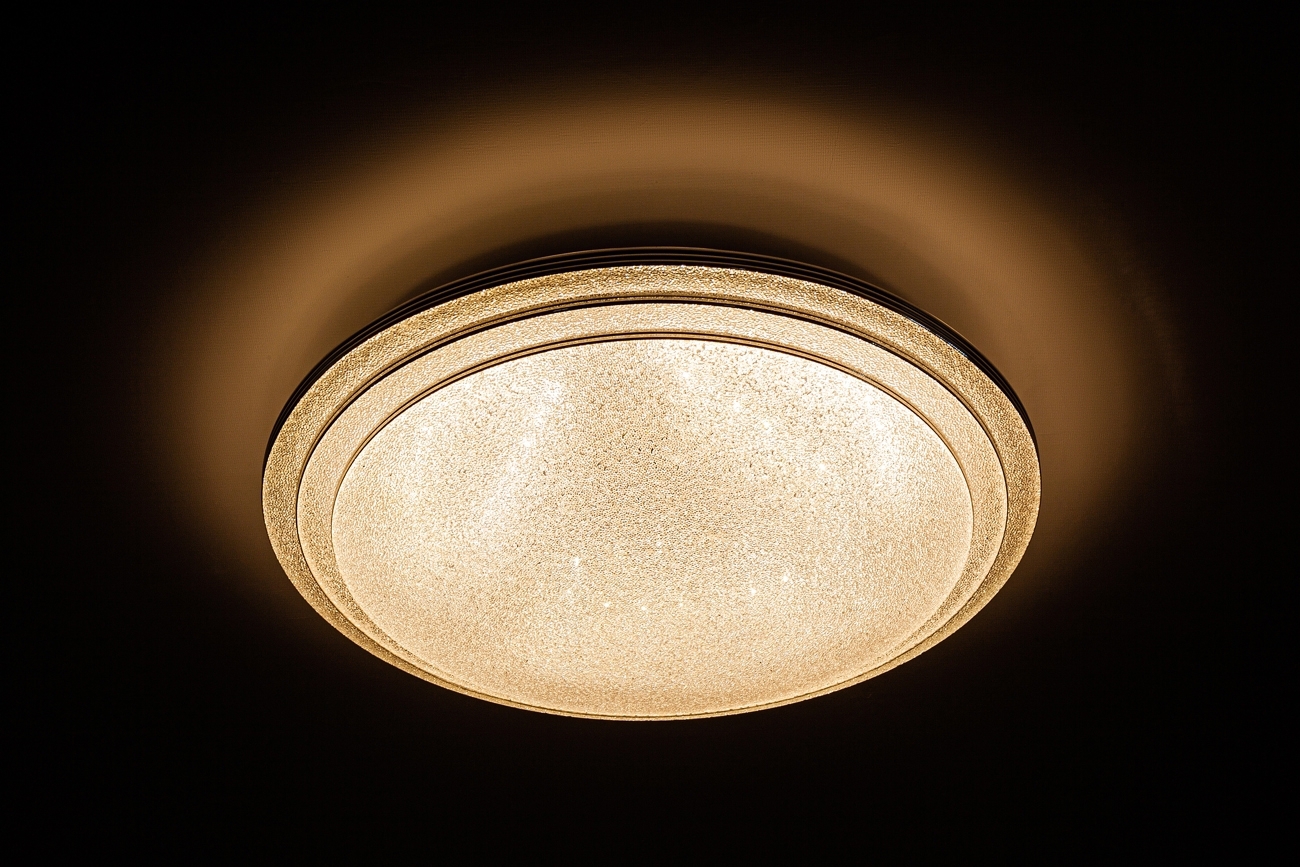 Изображение товара Светильник настенно-потолочный светодиодный Escada 10268/S LED с пультом управления 13 м² теплый белый (желтый) свет цвет белый Изображение товара Светильник настенно-потолочный светодиодный Escada 10268/S LED с пультом управления 13 м² теплый белый (желтый) свет цвет белый