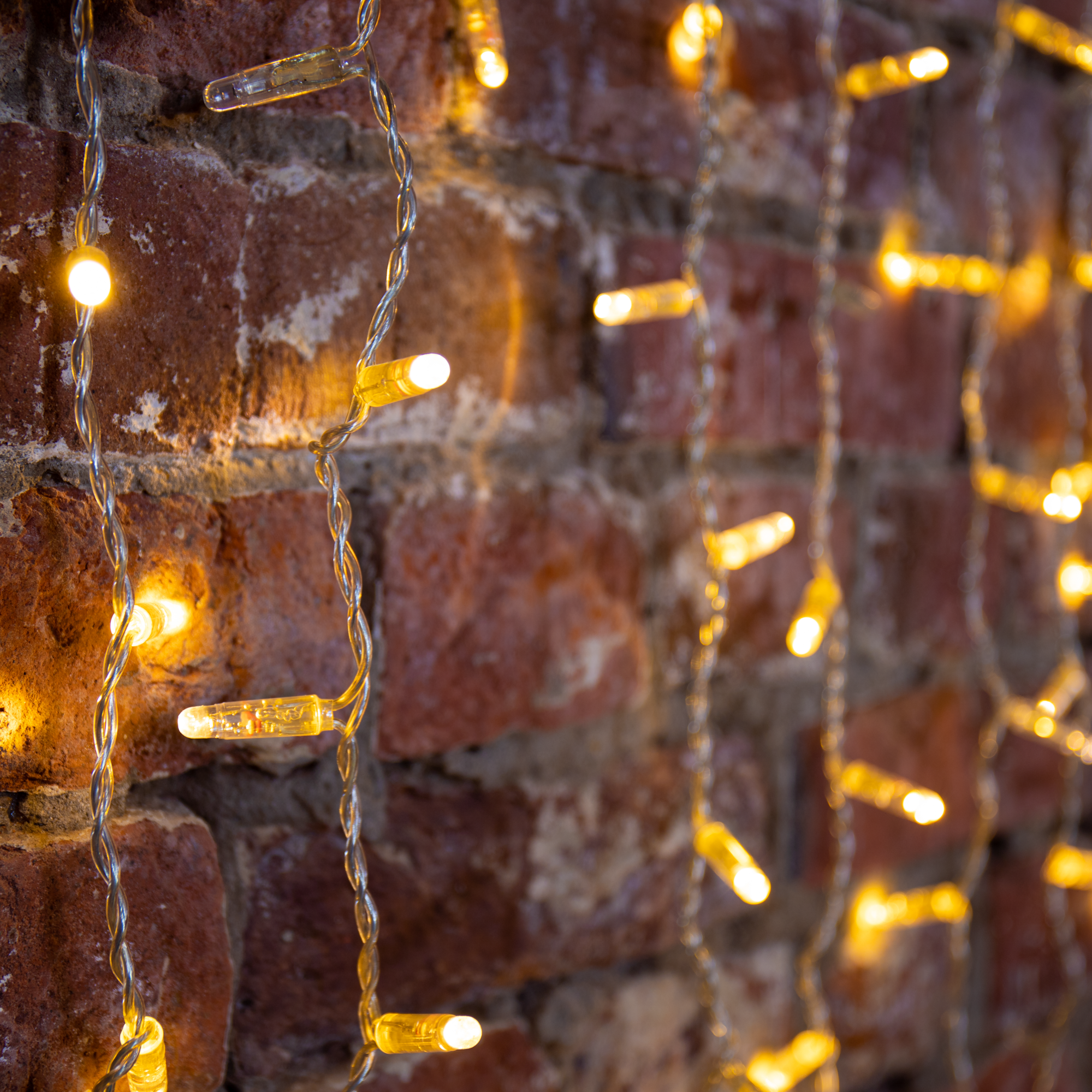 Изображение товара Гирлянда светодиодная дождь Neon-Night электрическая 2x1.5 м теплый белый свет 1 режим 300 ламп цвет прозрачный