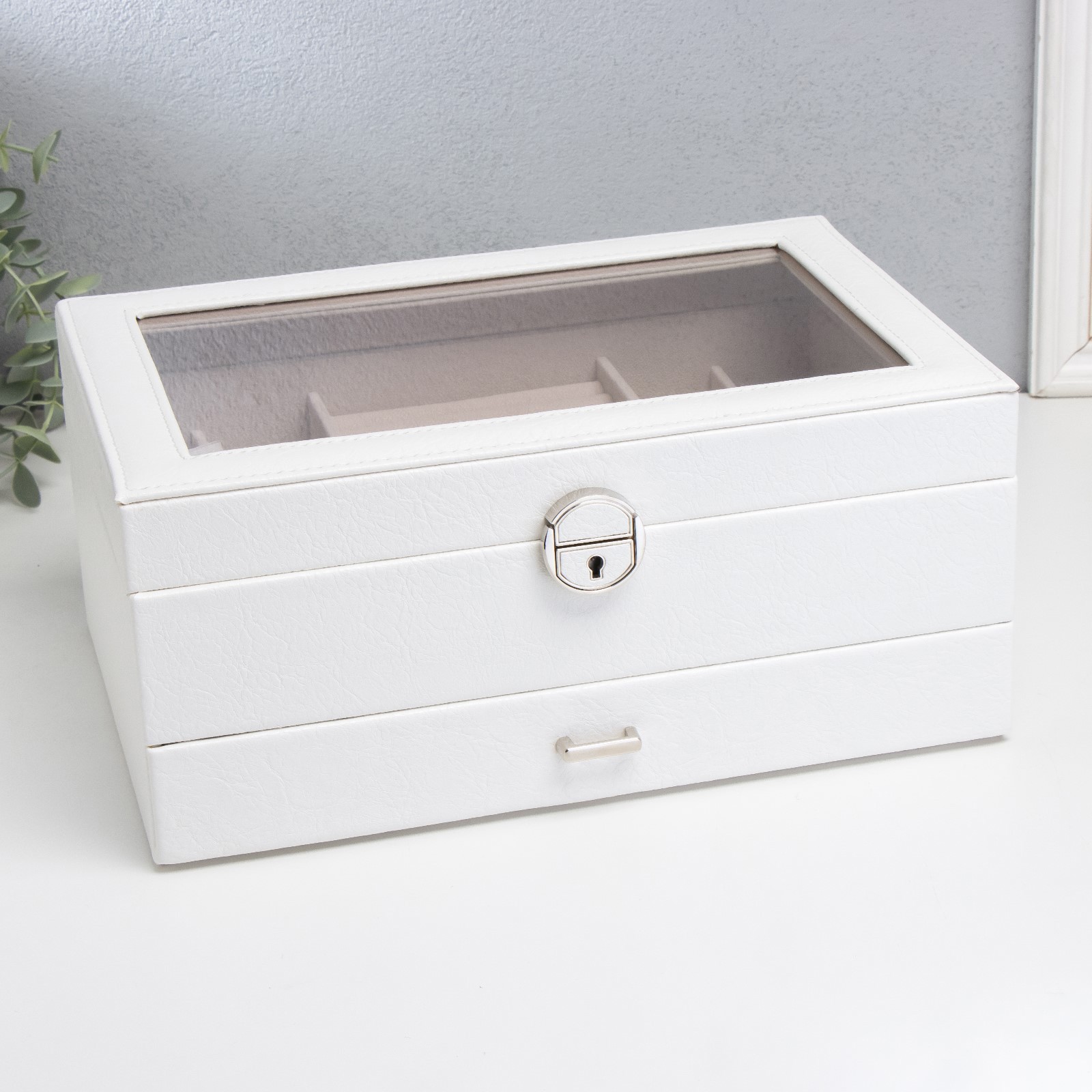 Изображение товара Шкатулка для украшений SIMALAND Кабрина белая 30,5×20×13,5 см