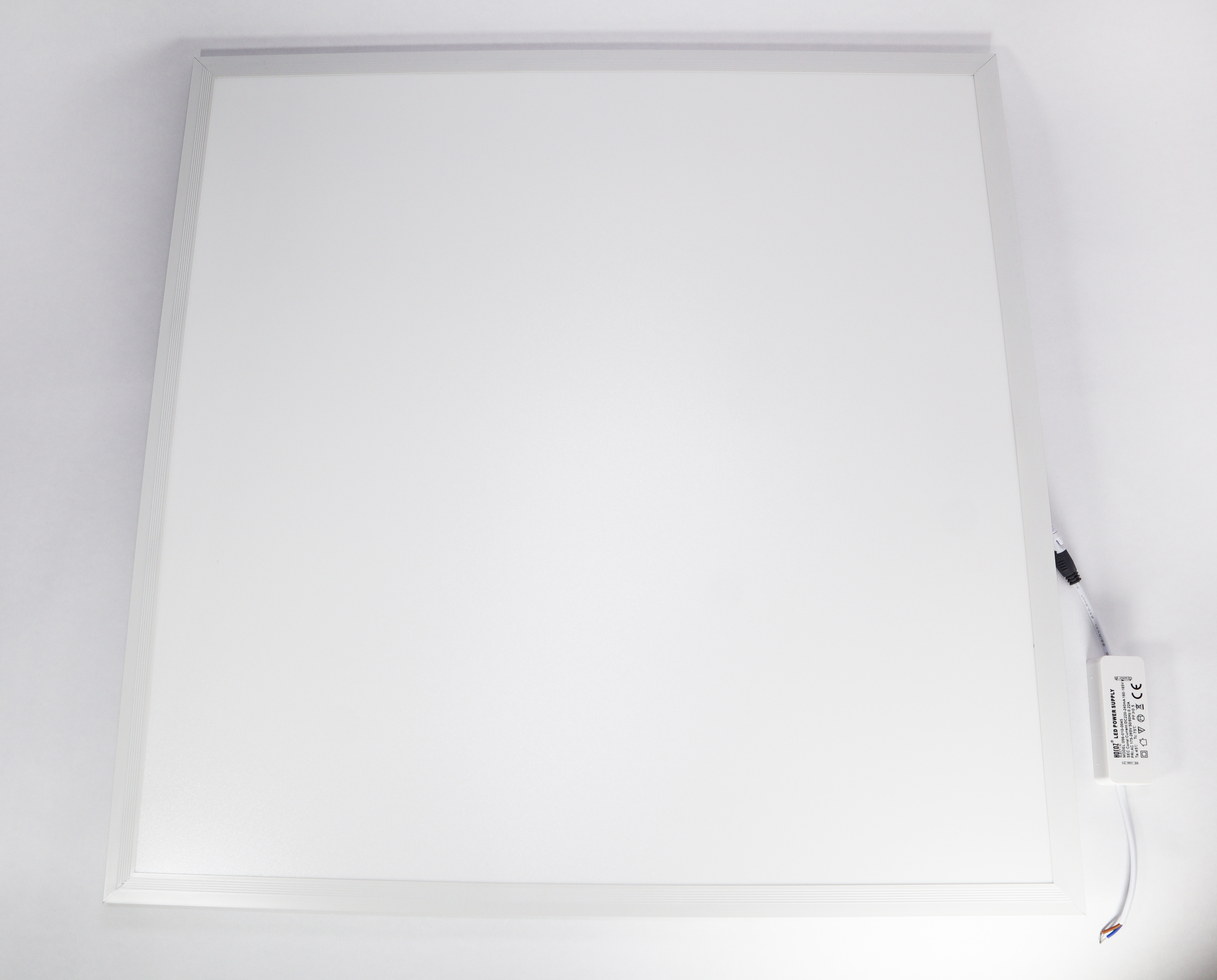 Изображение товара Настенно-потолочный светодиодный светильник HOROZ ELECTRIC 45Вт холодный белый 6400К IP20