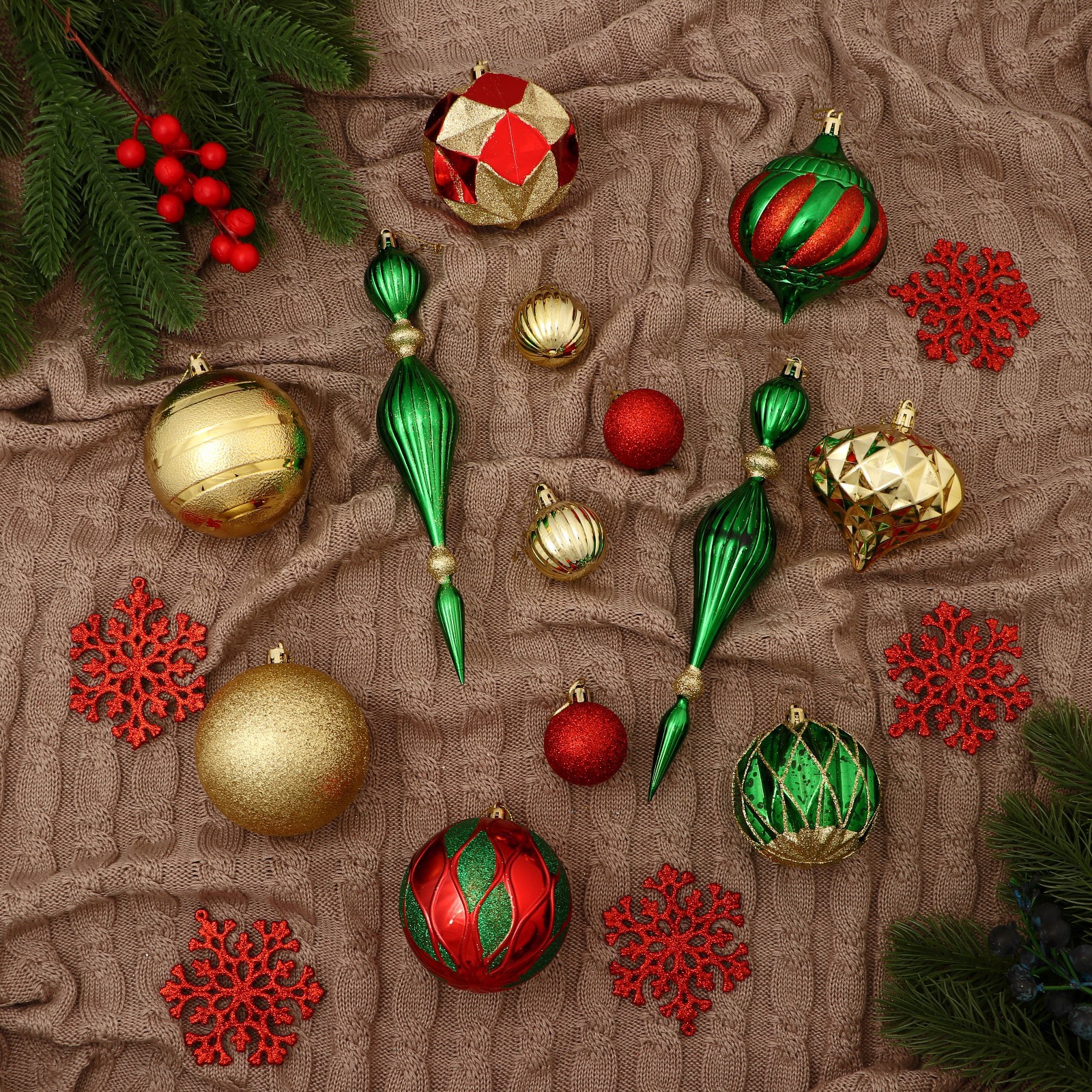 Изображение товара Набор елочных игрушек Карнавал ассорти Зимнее волшебство 9510319 разноцветный 42 шт