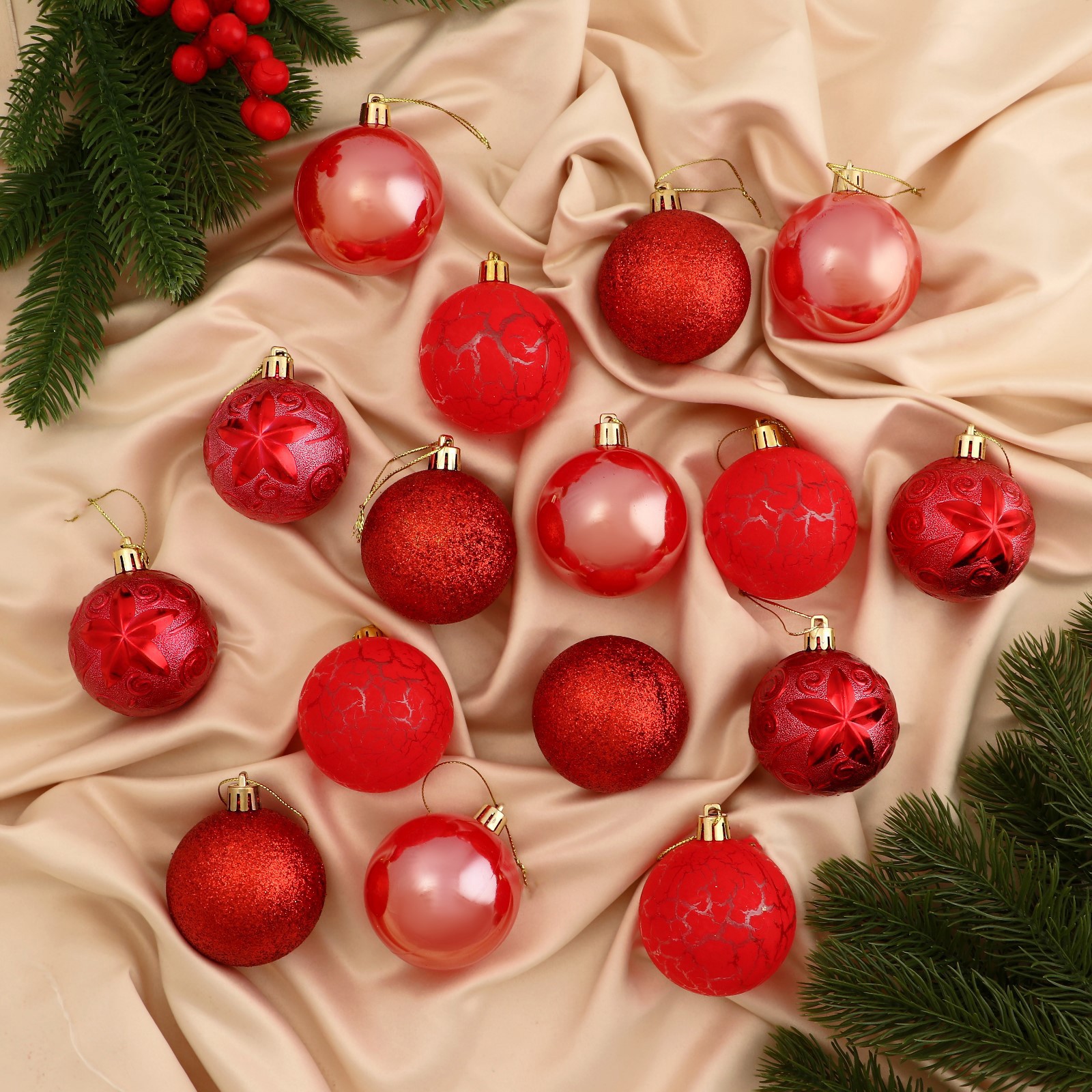 Изображение товара Набор елочных шаров Зимнее волшебство 16 штук 6 см красный пластик для украшения елки