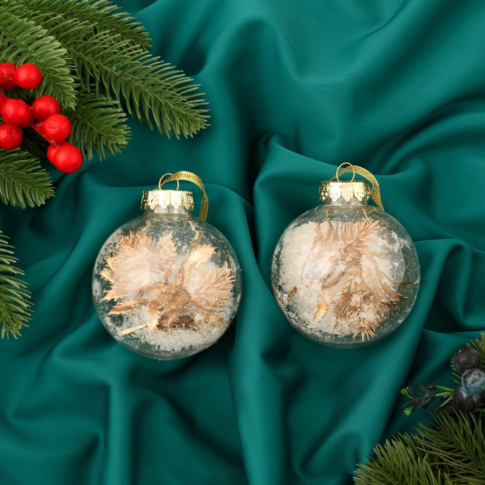 Изображение товара Набор елочных шаров Зимнее волшебство 8 см желтый 2 шт пластиковые украшения