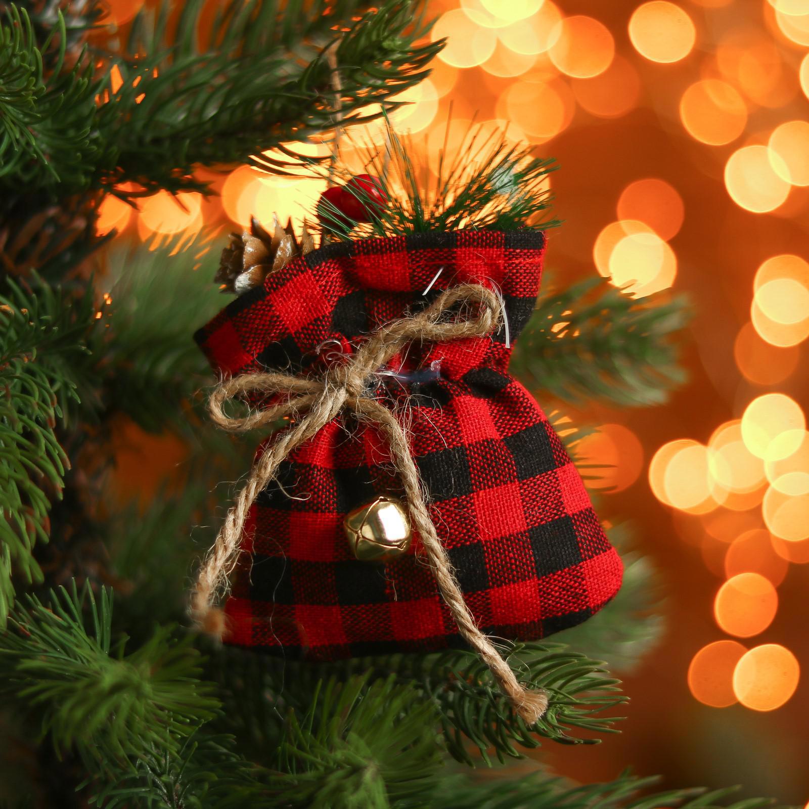 Изображение товара Елочная игрушка Мешочек с подарками 8 см красная ЛЕСНАЯ МАСТЕРСКАЯ