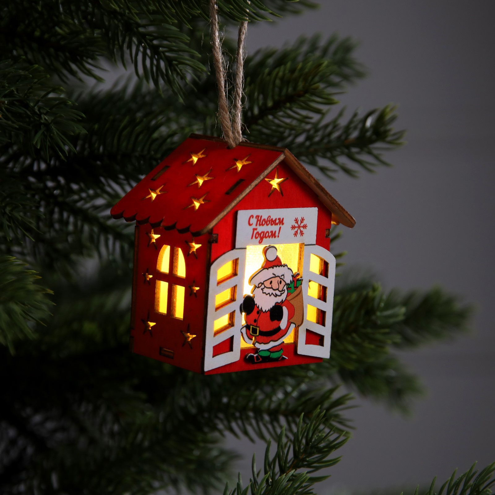 Изображение товара Ёлочная игрушка Дом с дедом морозом 9 см красная от Luazon lighting