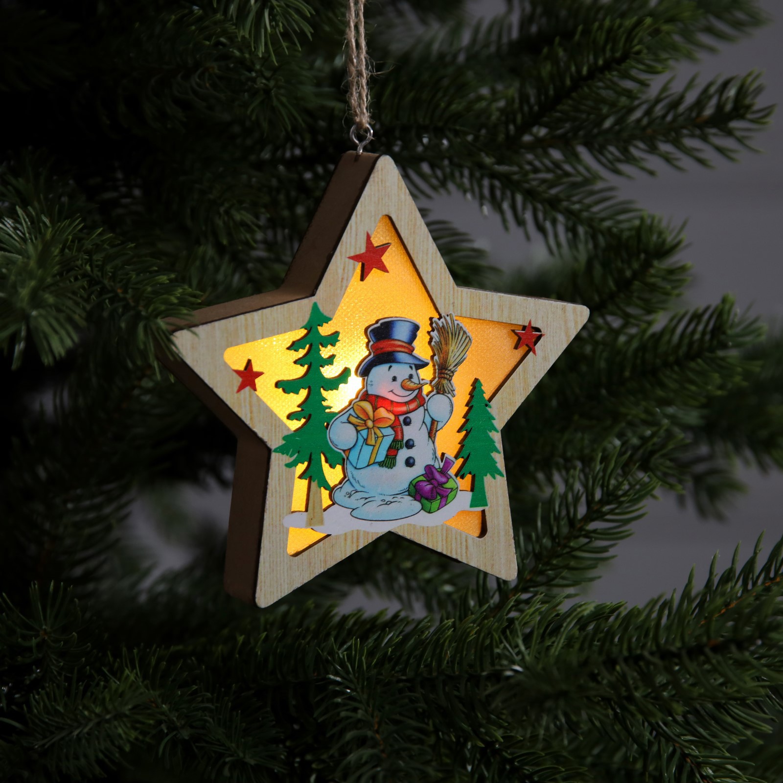 Изображение товара Елочная игрушка Звезда со снеговиком Luazon lighting 9594178 12 см бежевый