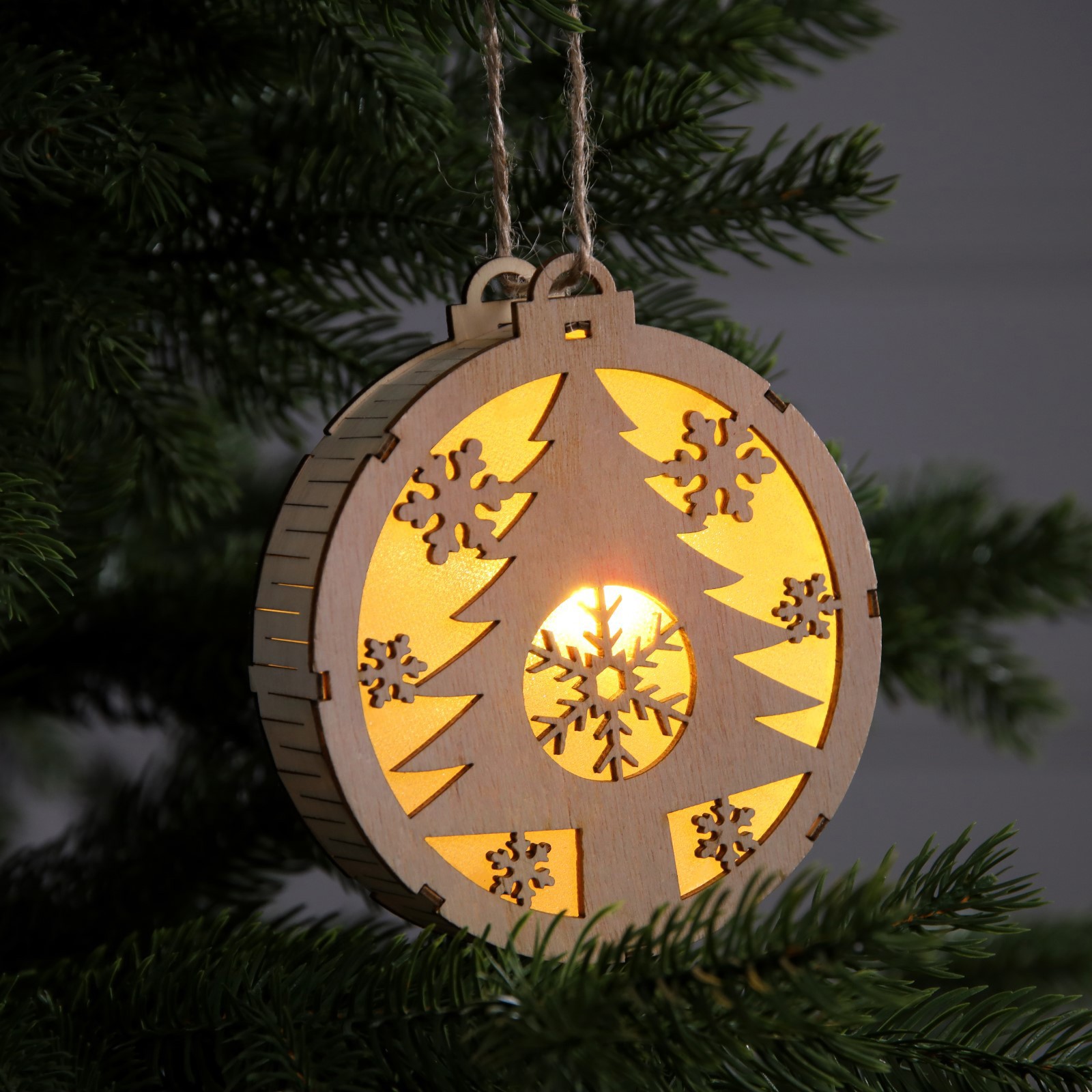 Изображение товара Елочная игрушка Ёлочка Luazon lighting 9594135 12 см бежевый