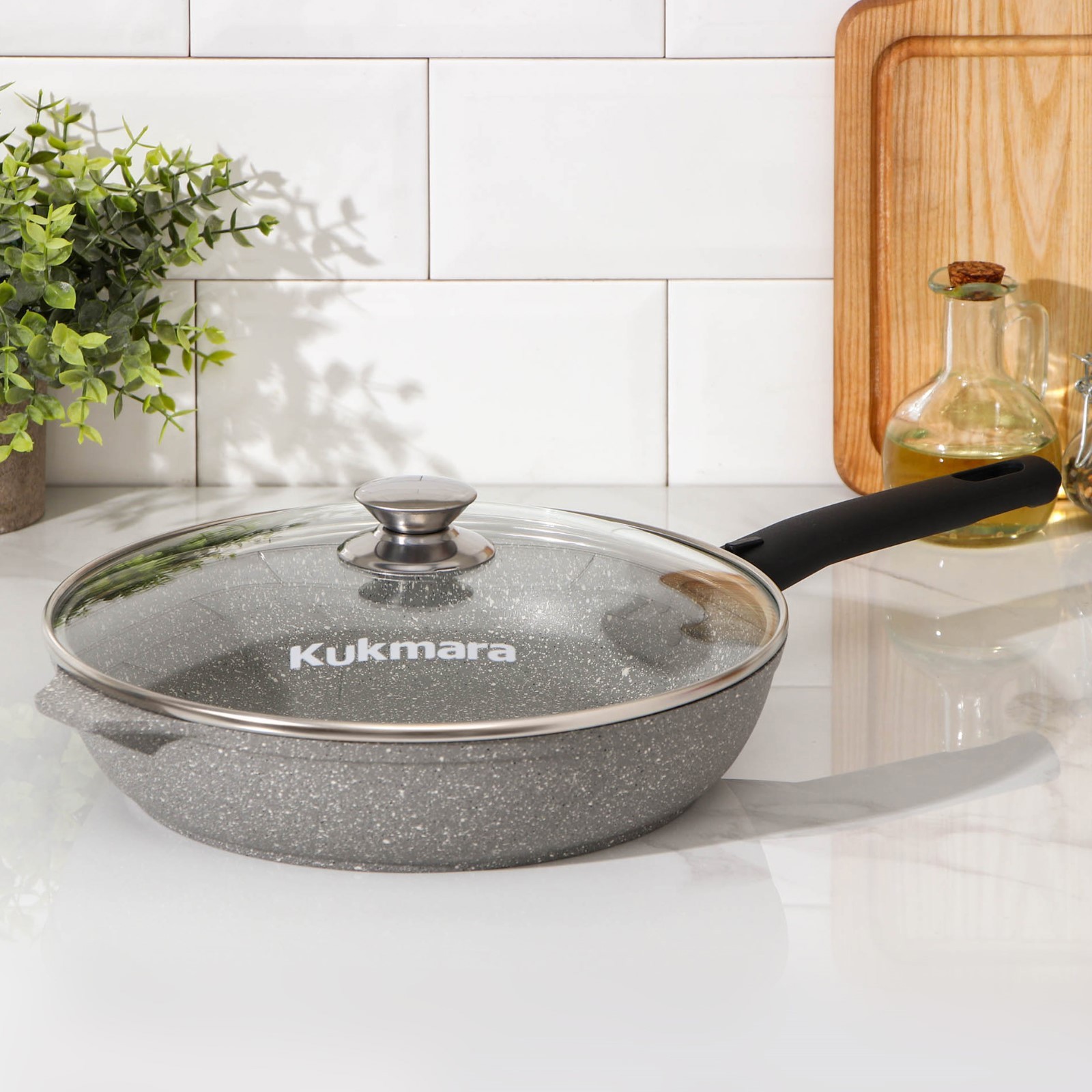 Изображение товара Сковорода Kukmara 26 см с антипригарным мраморным покрытием и съемной ручкой