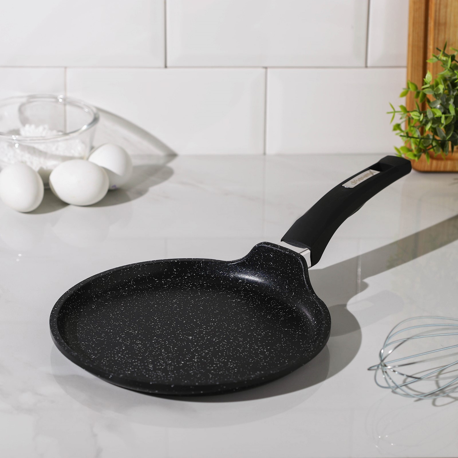 Изображение товара Сковорода Мечта 4940491 22 см без крышки алюминий литой цвет черный