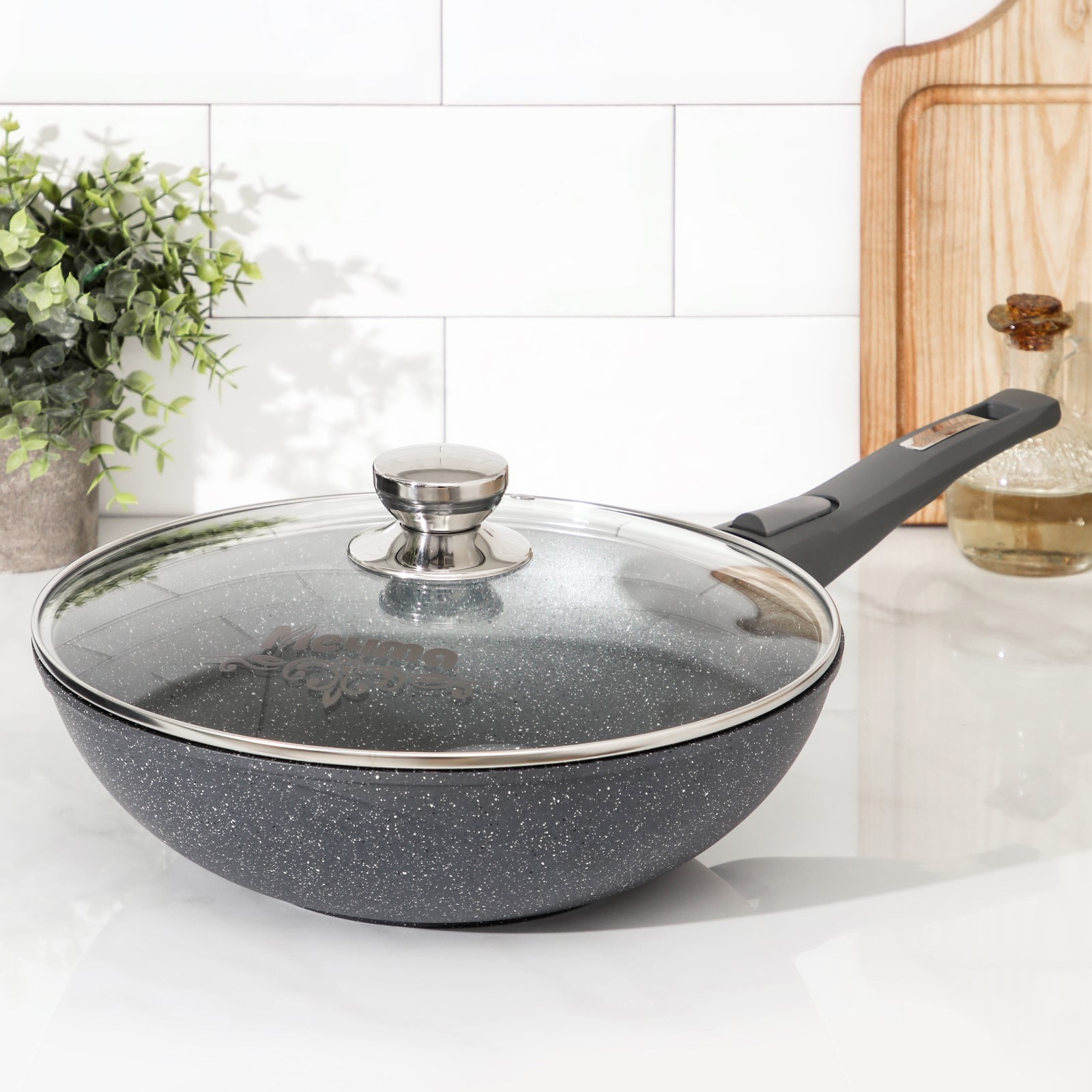 Изображение товара Сковорода Мечта 4737019 28 см с крышкой и съемной ручкой, алюминий, черная