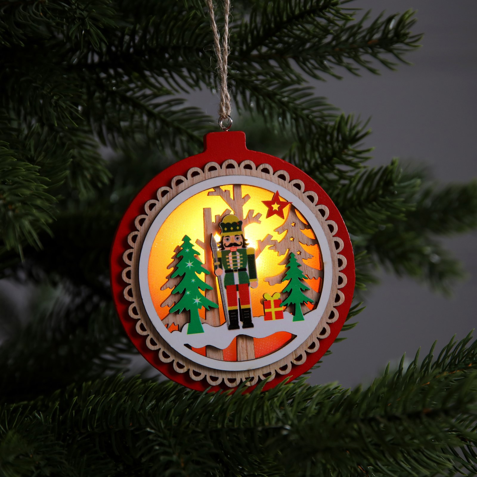 Изображение товара Елочная игрушка Щелкунчик Luazon lighting 9594131 1красный