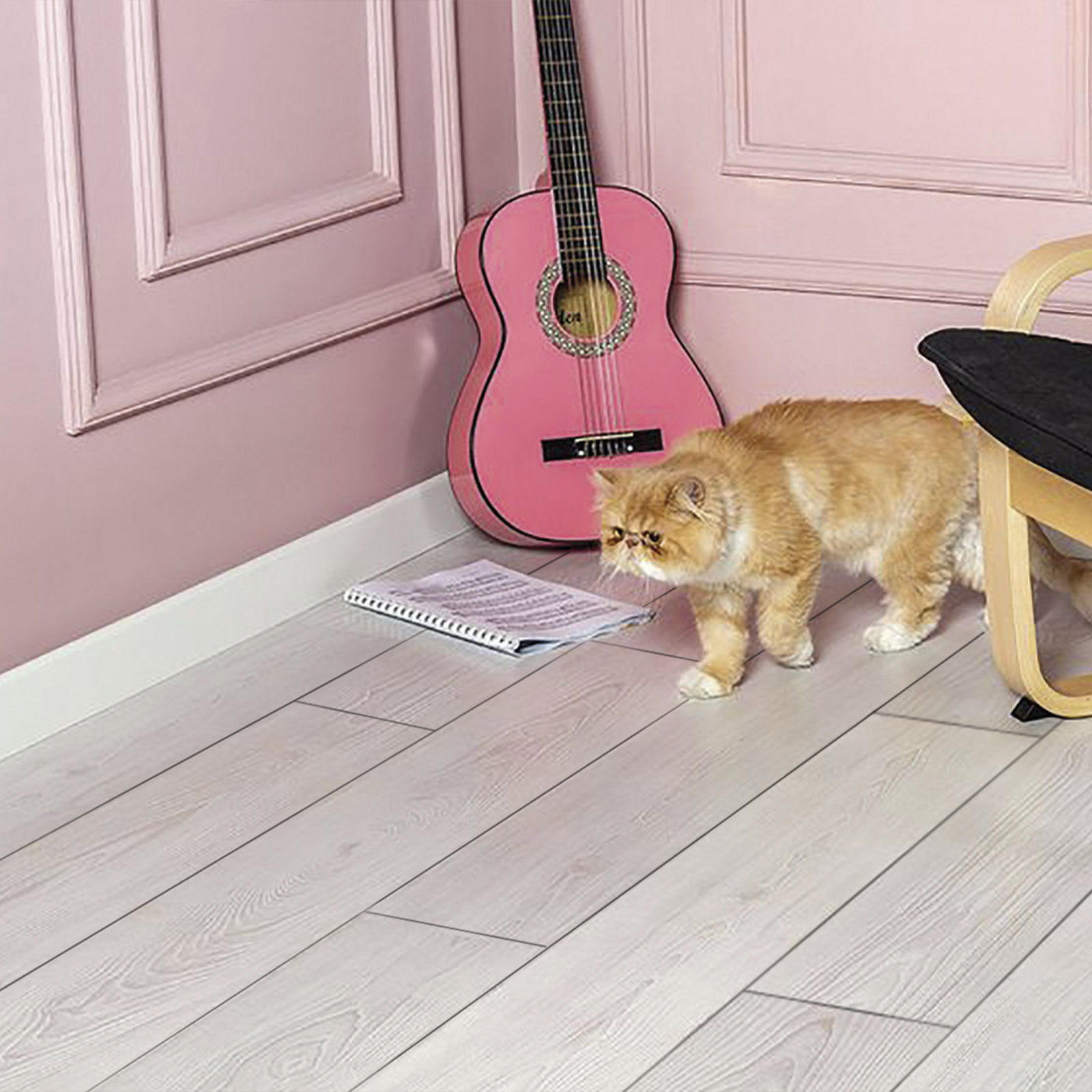 Изображение товара Ламинат Peli Alberra Перла 32 класс 8 мм с фаской и протектором для современных интерьеров