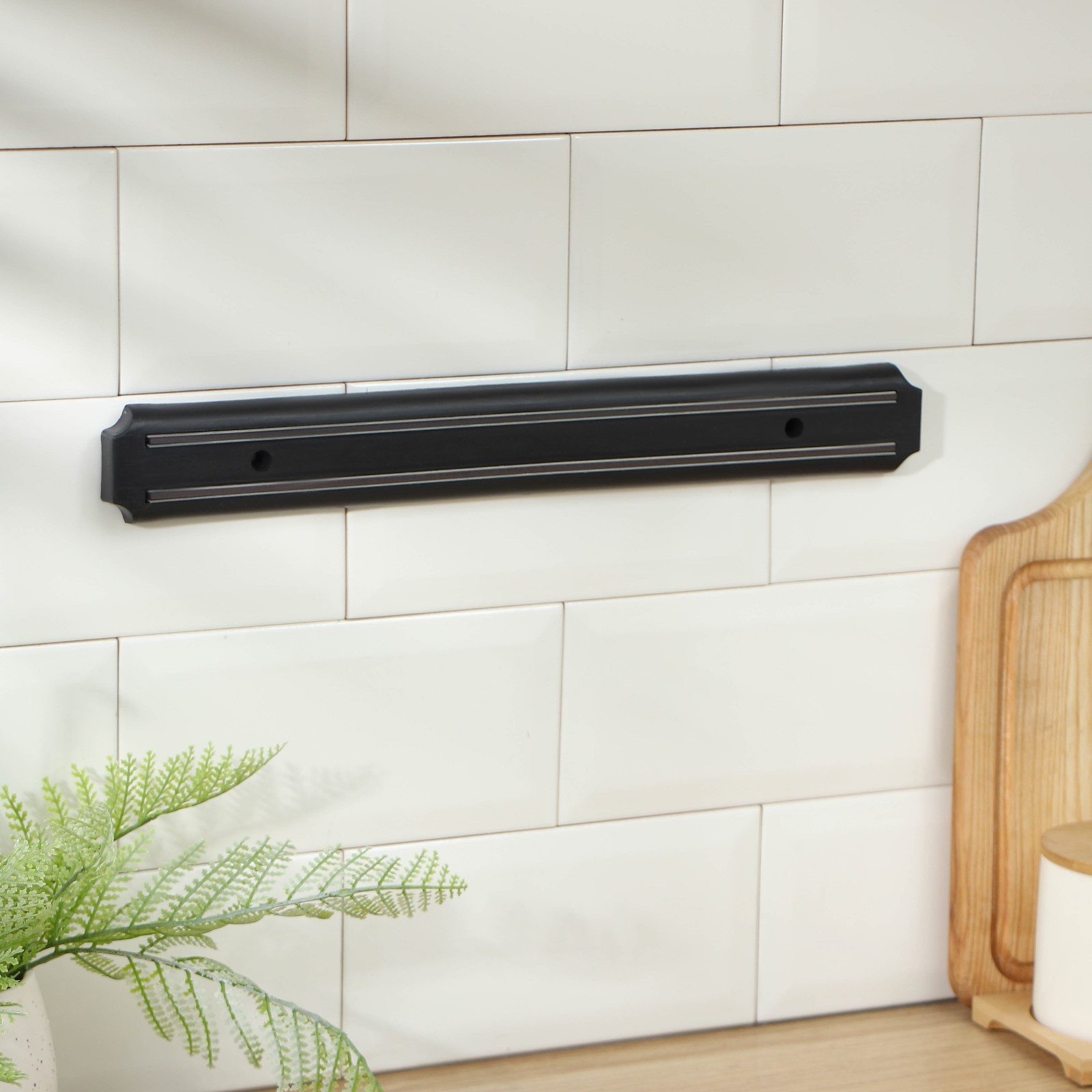 Изображение товара Магнитный держатель для ножей Доляна 38 см из стали черный