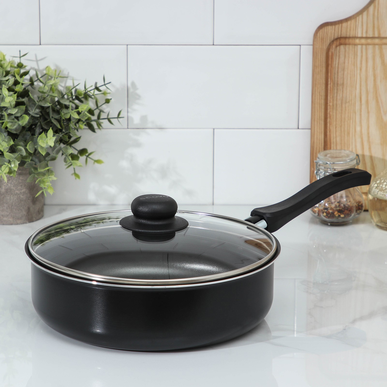 Изображение товара Круглая алюминиевая сковорода 24 см с крышкой и внутренним покрытием Skandia Whitford