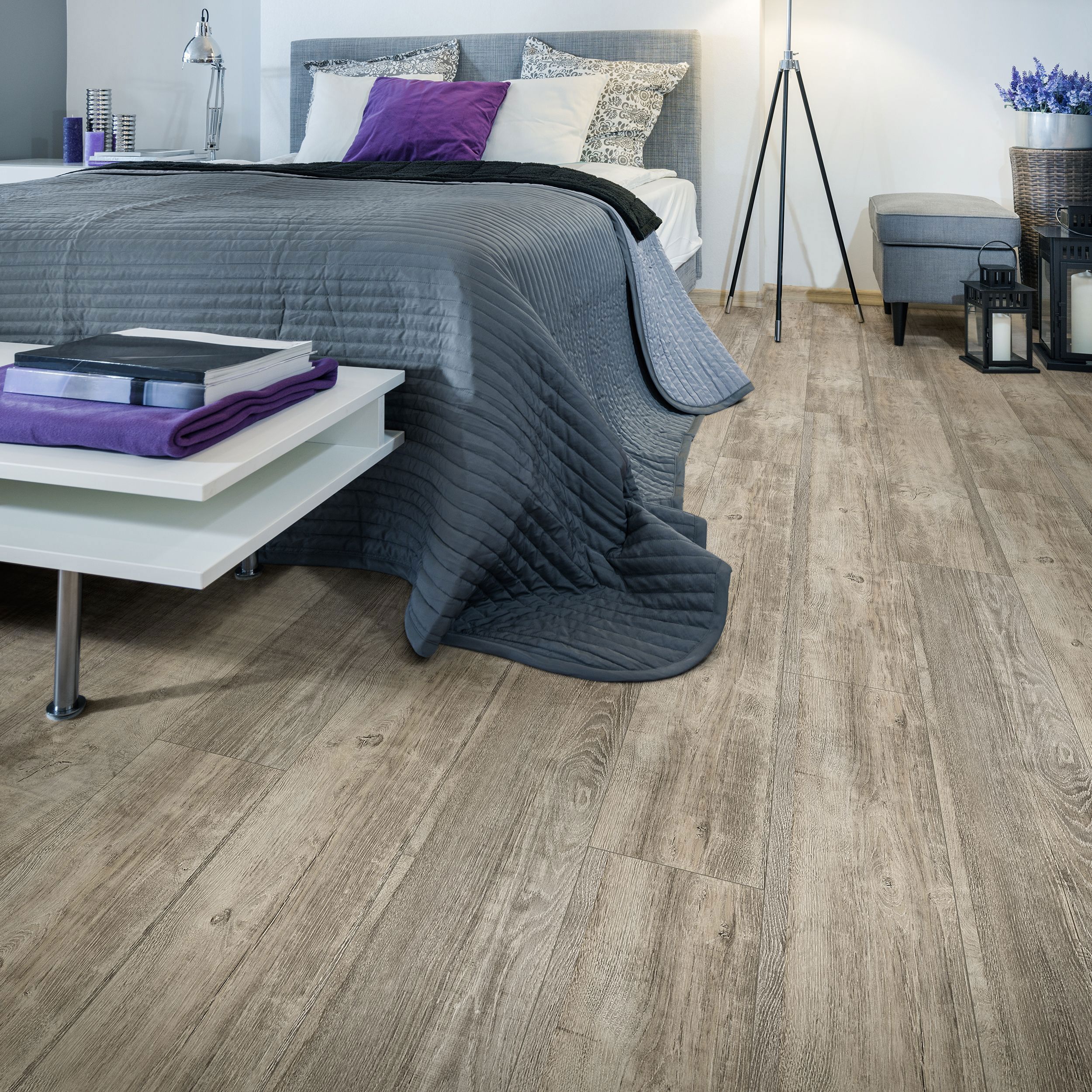 Изображение товара Ламинат Дефанс 33 класс толщина 12 мм с фаской водостойкость 24 часа 1.253 м138