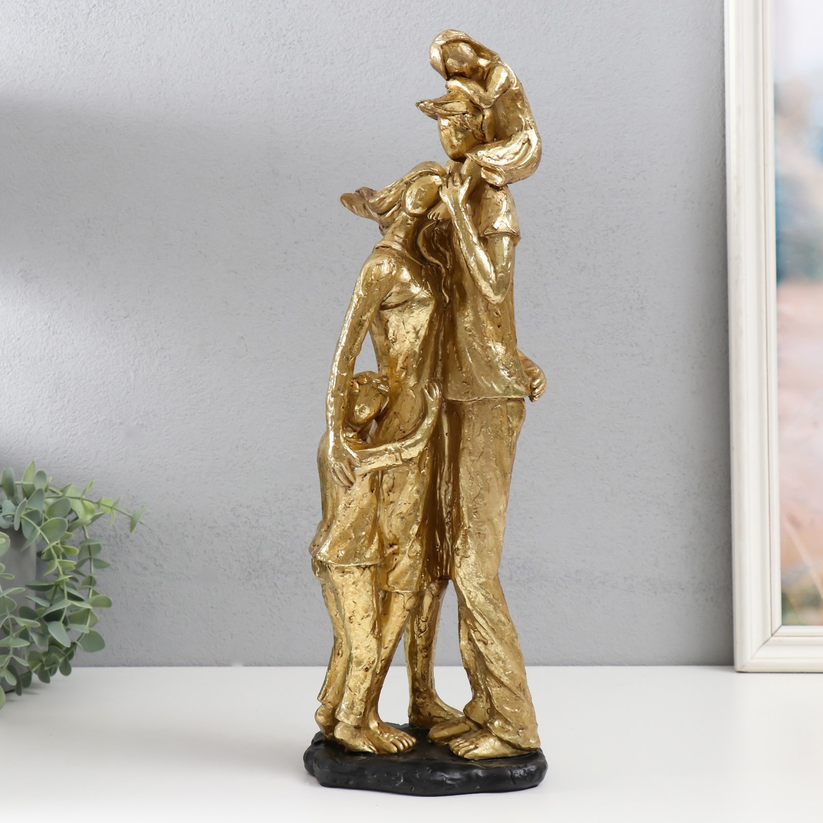 Изображение товара Сувенир SIMALAND «Крепкая семья» золото 44х15х13 см