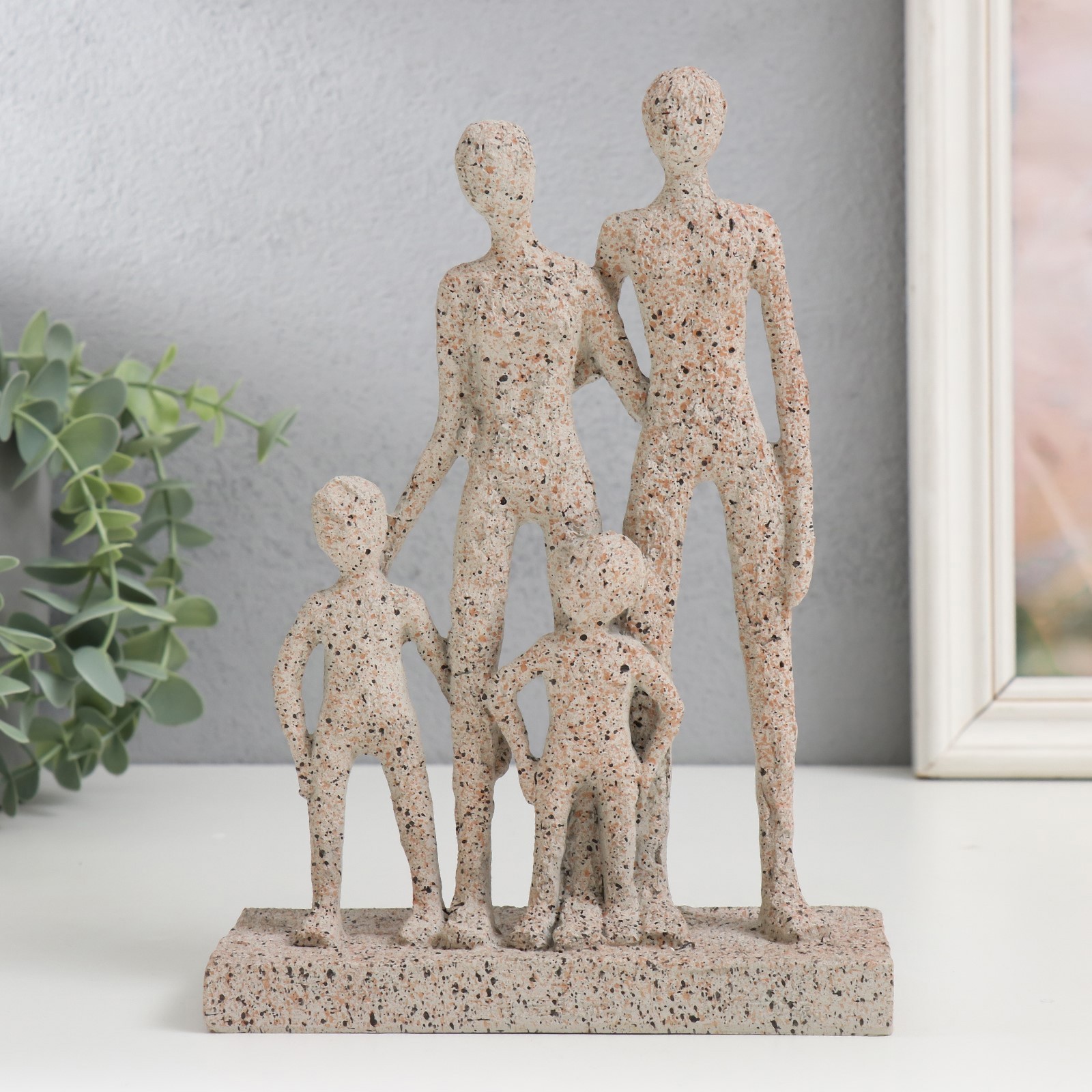 Изображение товара Сувенир Песочные люди. Семья — декоративная фигура 22x15,5x5,5 см