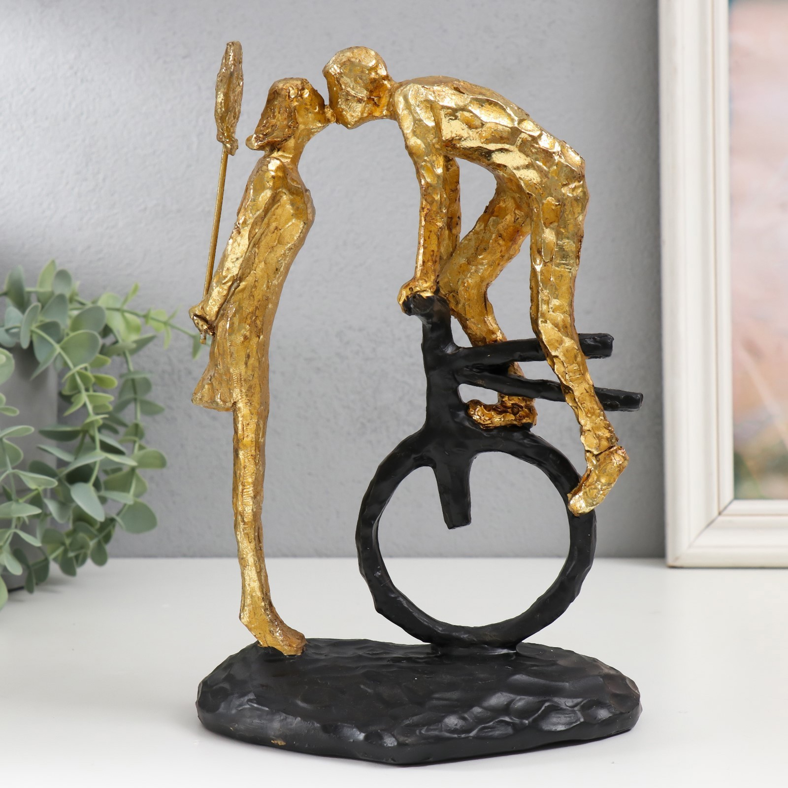 Изображение товара Сувенир золотой: пара, монок Bicycle и воздушный шар, 26x17x11 см