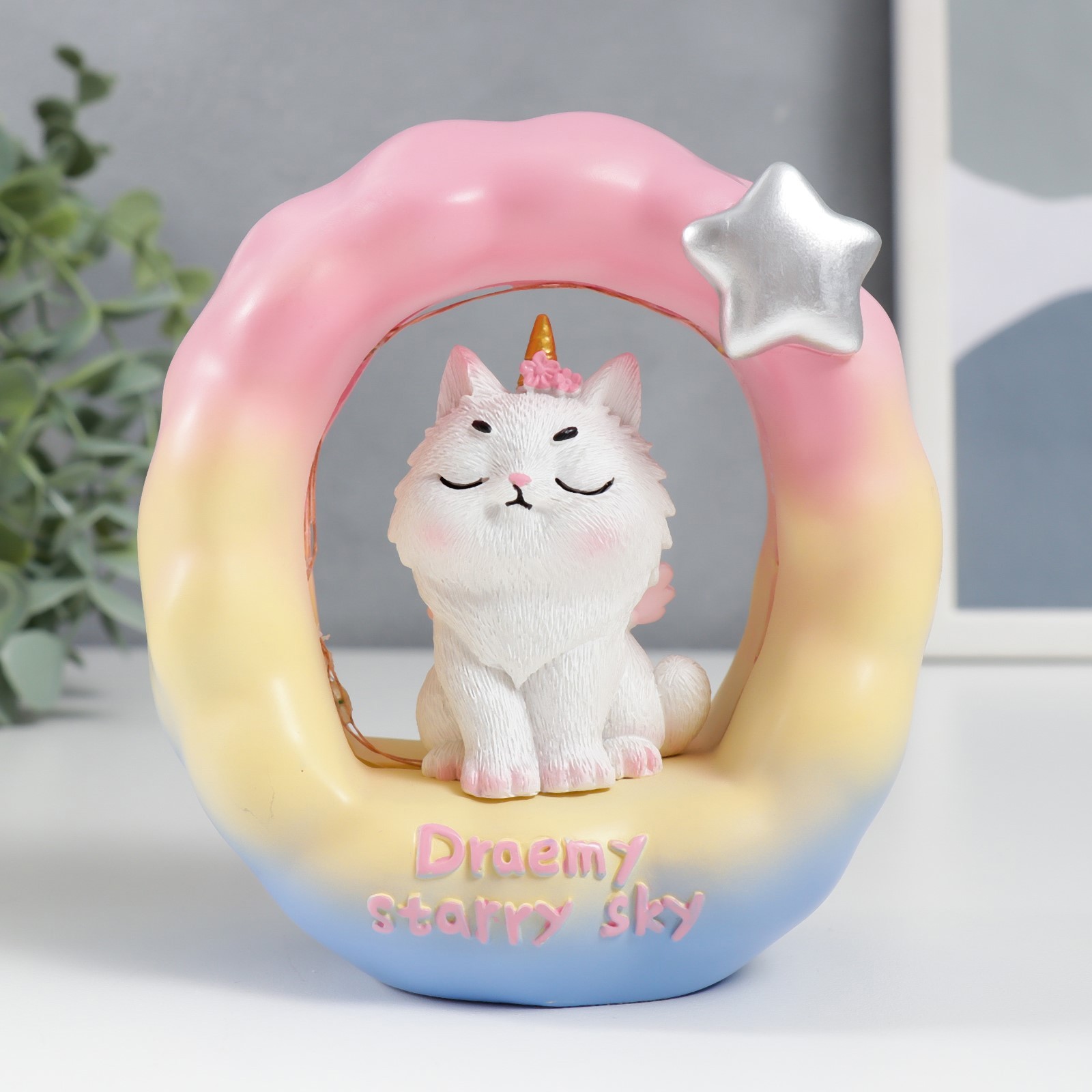 Изображение товара Сувенир с подсветкой "Кошечка-единорог" 11x6x10.5 см