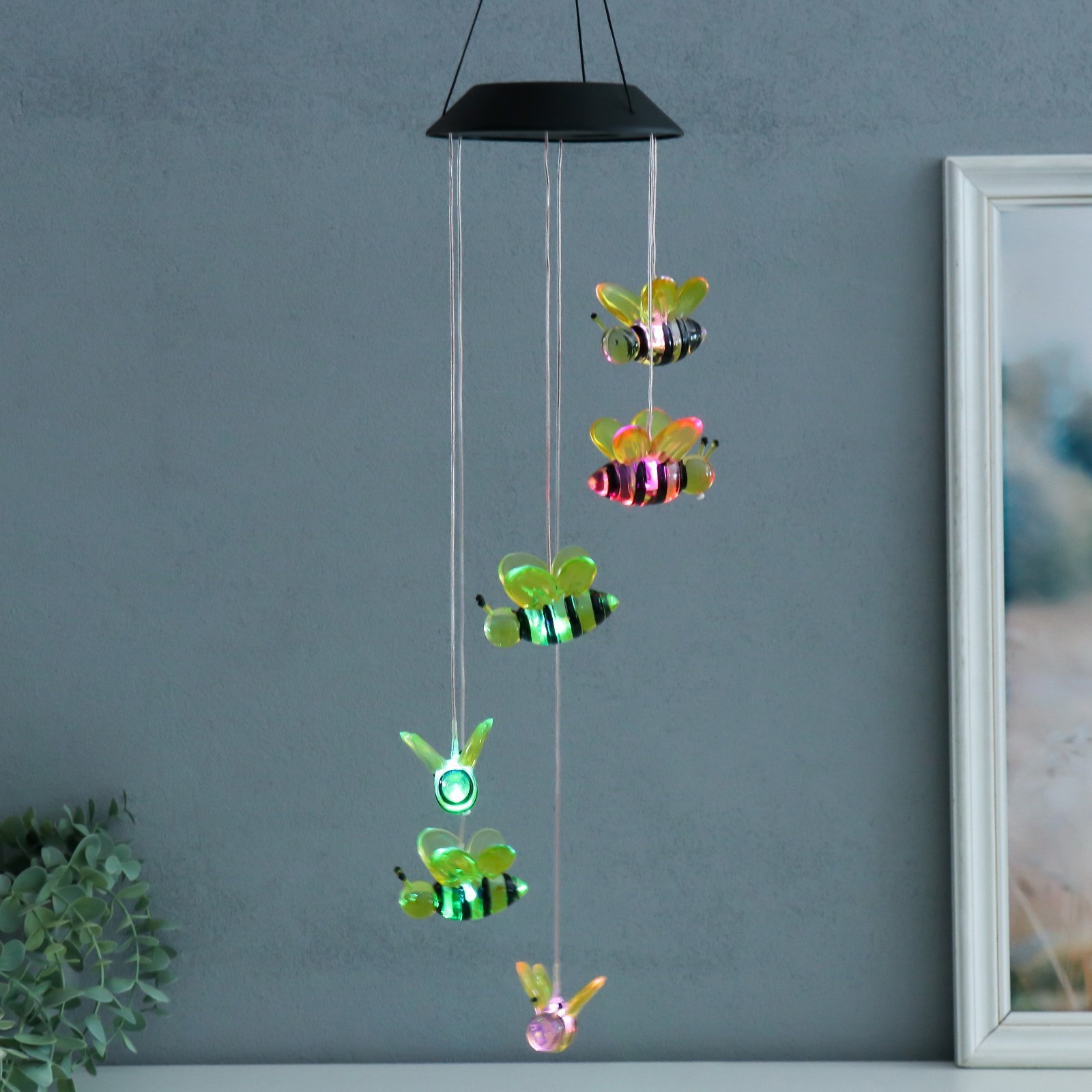 Изображение товара Музыка ветра с подсветкой от солнечной батареи "Пчёлки" 13x13x50 см